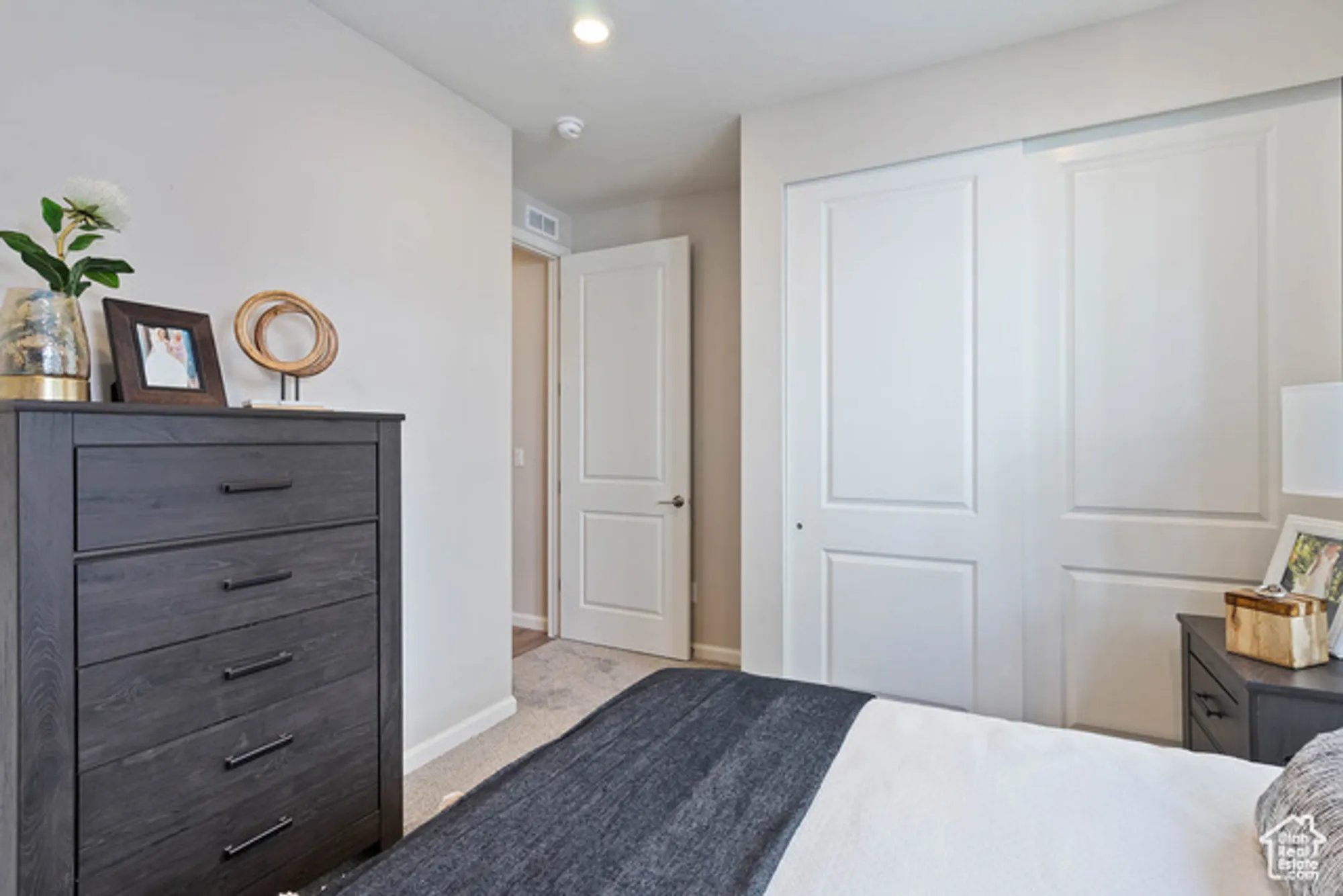 Property Slideshow image 15 of 28 | 6213 w stone mt way 594, South Jordan, UT, 84009