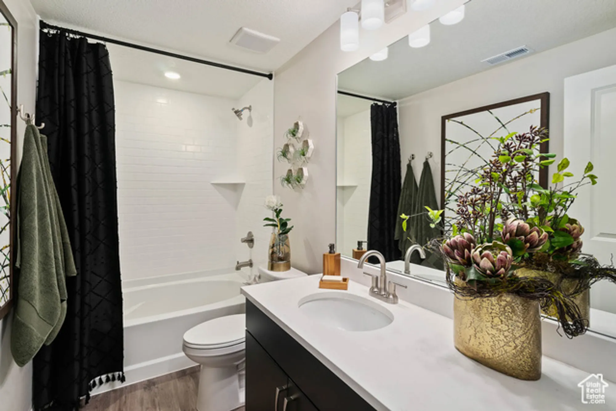 Property Slideshow image 5 of 28 | 6213 w stone mt way 594, South Jordan, UT, 84009