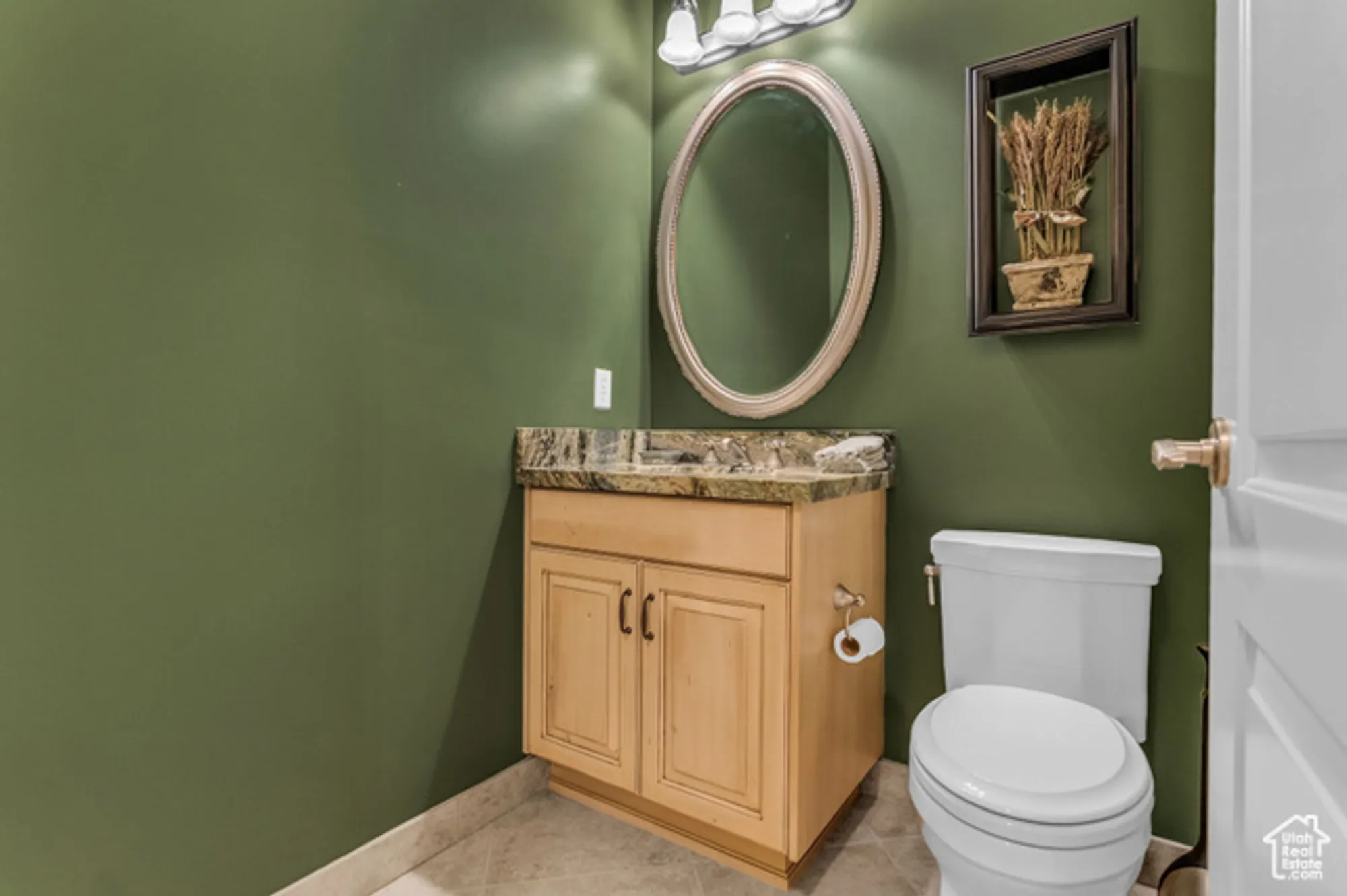 Property Slideshow image 16 of 35 | 629 e 3420, Lehi, UT, 84043