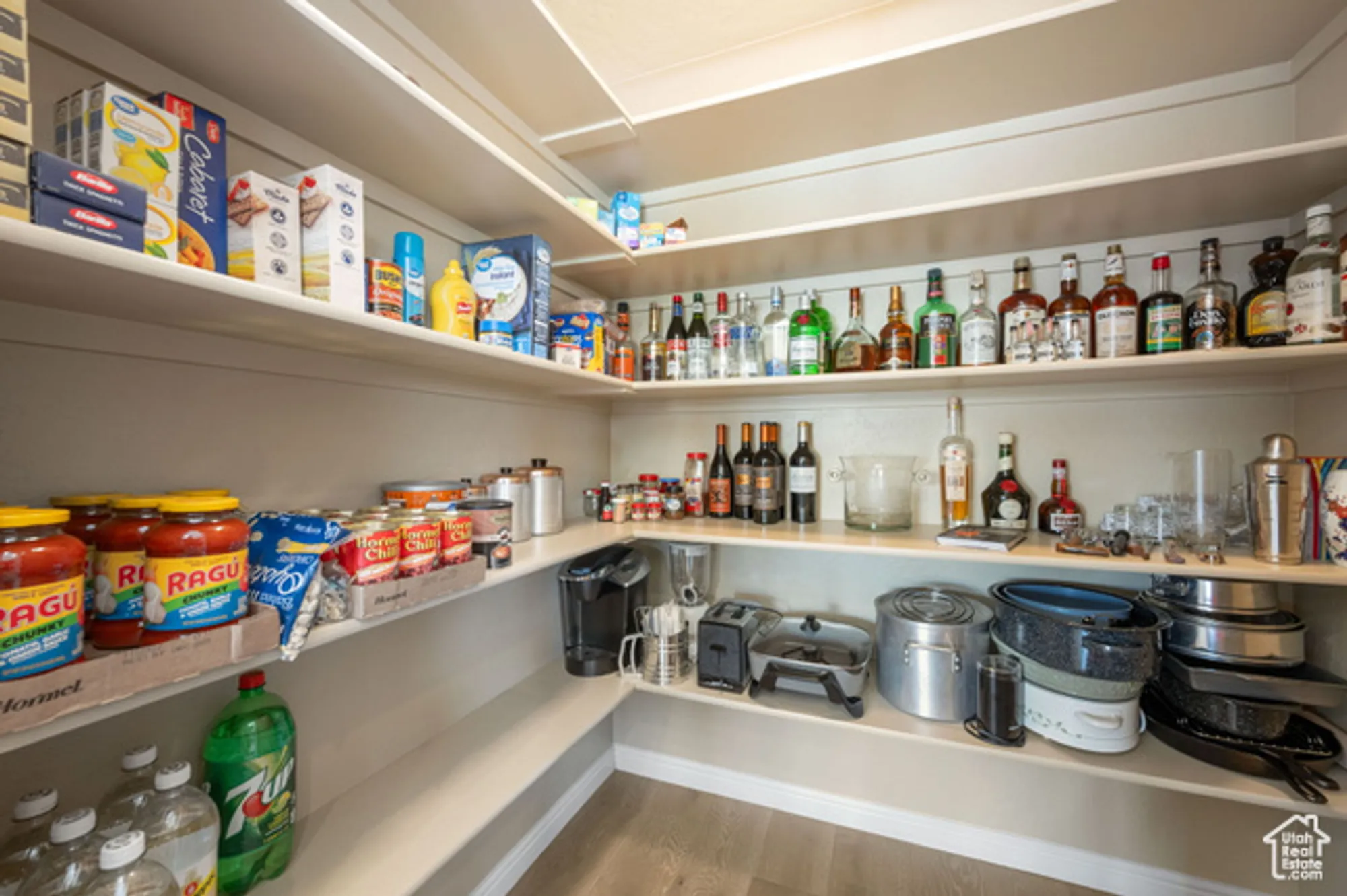 Property Slideshow image 14 of 38 | 5120 s carmel bluffs dr, St George, UT, 84790