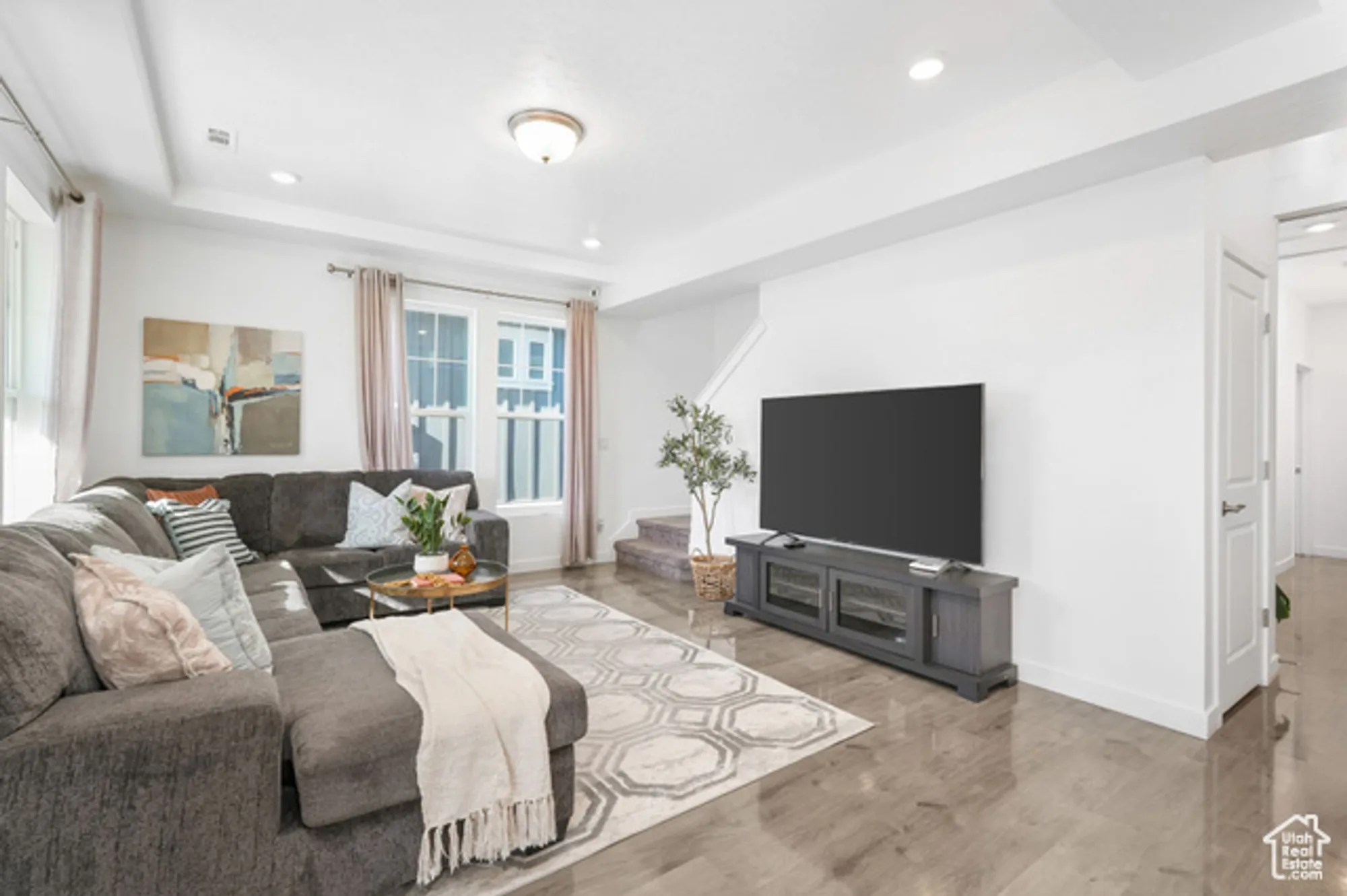 Property Slideshow image 12 of 24 | 6156 w poplar view dr, South Jordan, UT, 84009