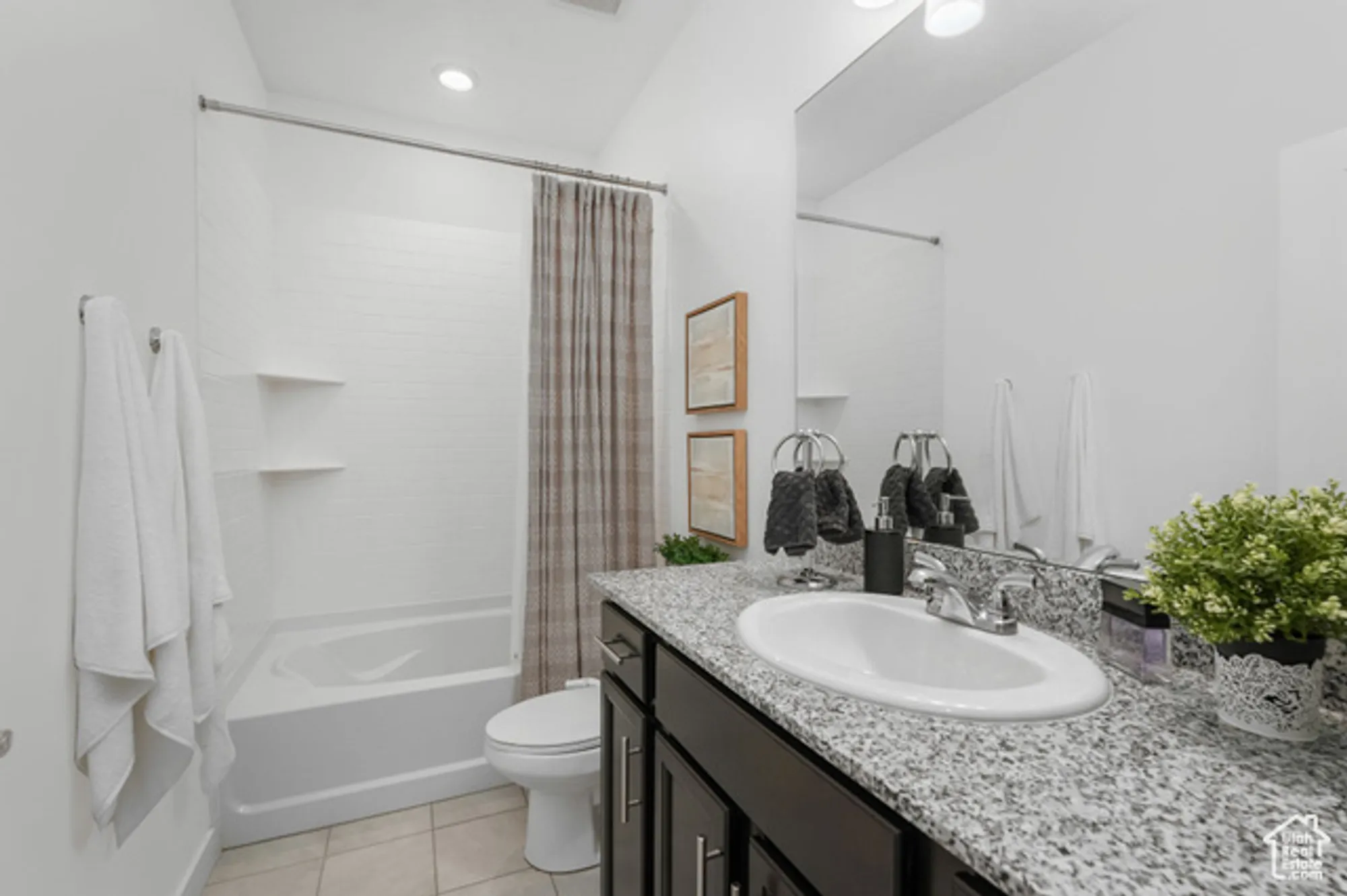 Property Slideshow image 13 of 24 | 6156 w poplar view dr, South Jordan, UT, 84009