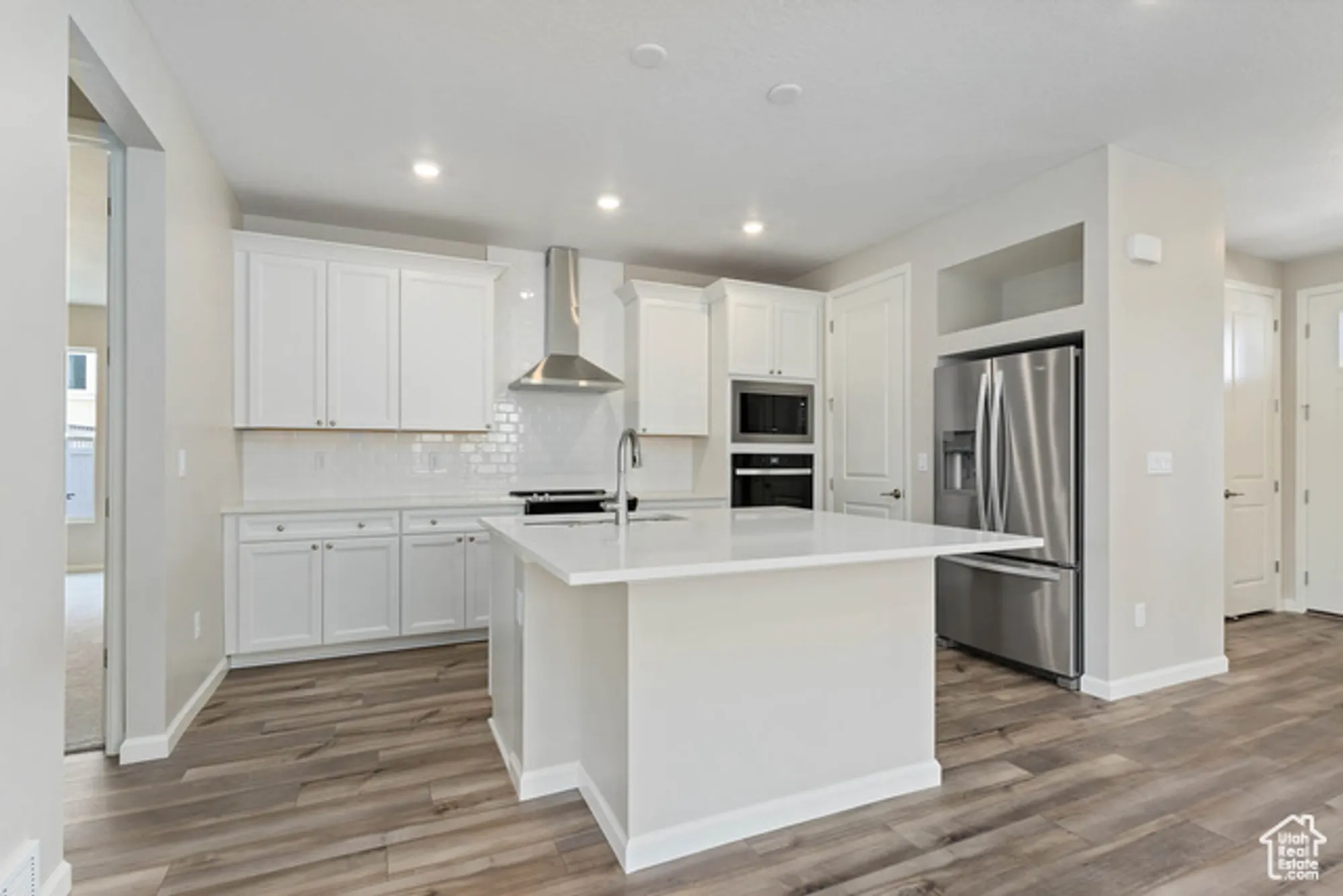 Property Slideshow image 26 of 27 | 11709 s willow walk dr 595, South Jordan, UT, 84009