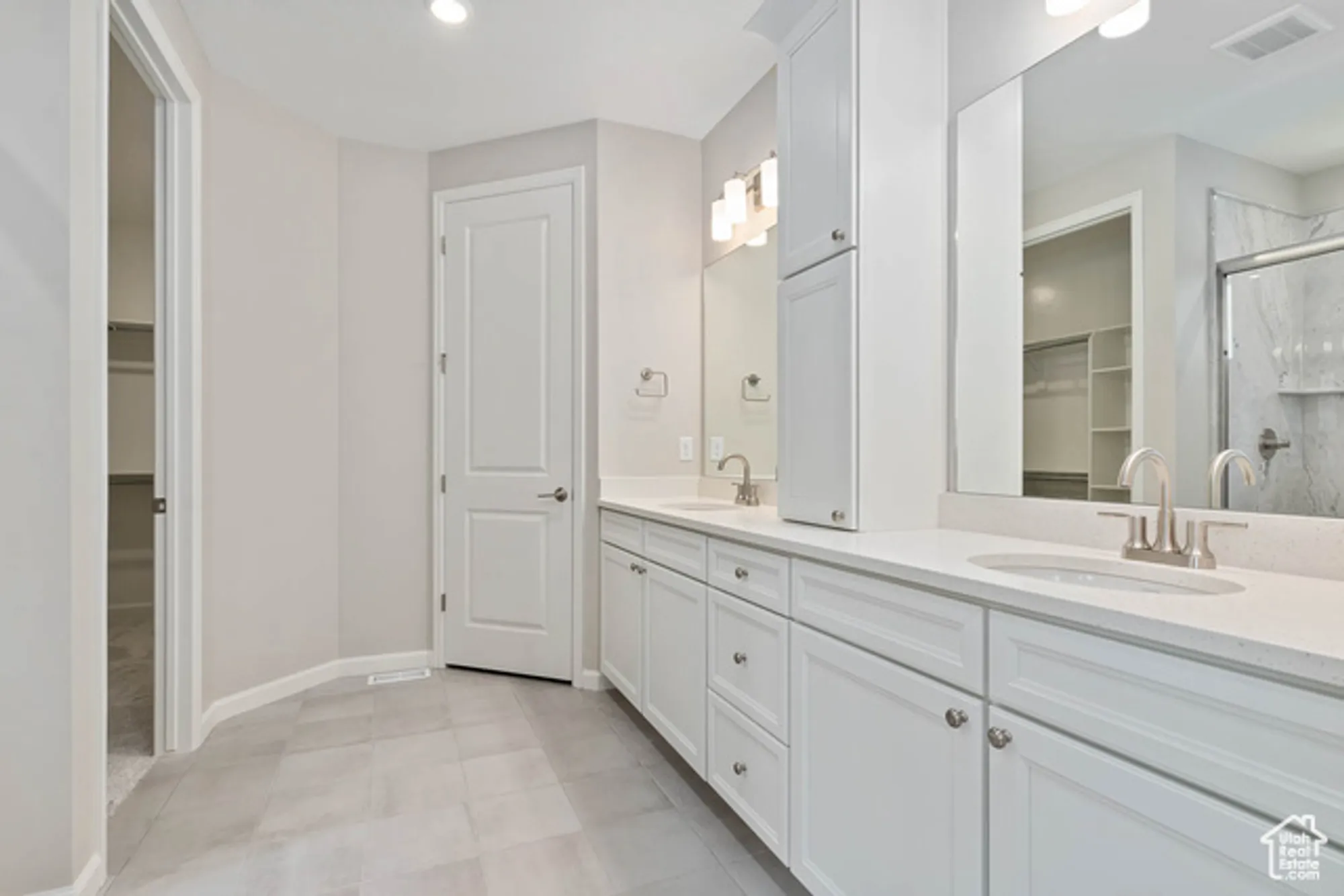 Property Slideshow image 14 of 27 | 11709 s willow walk dr 595, South Jordan, UT, 84009