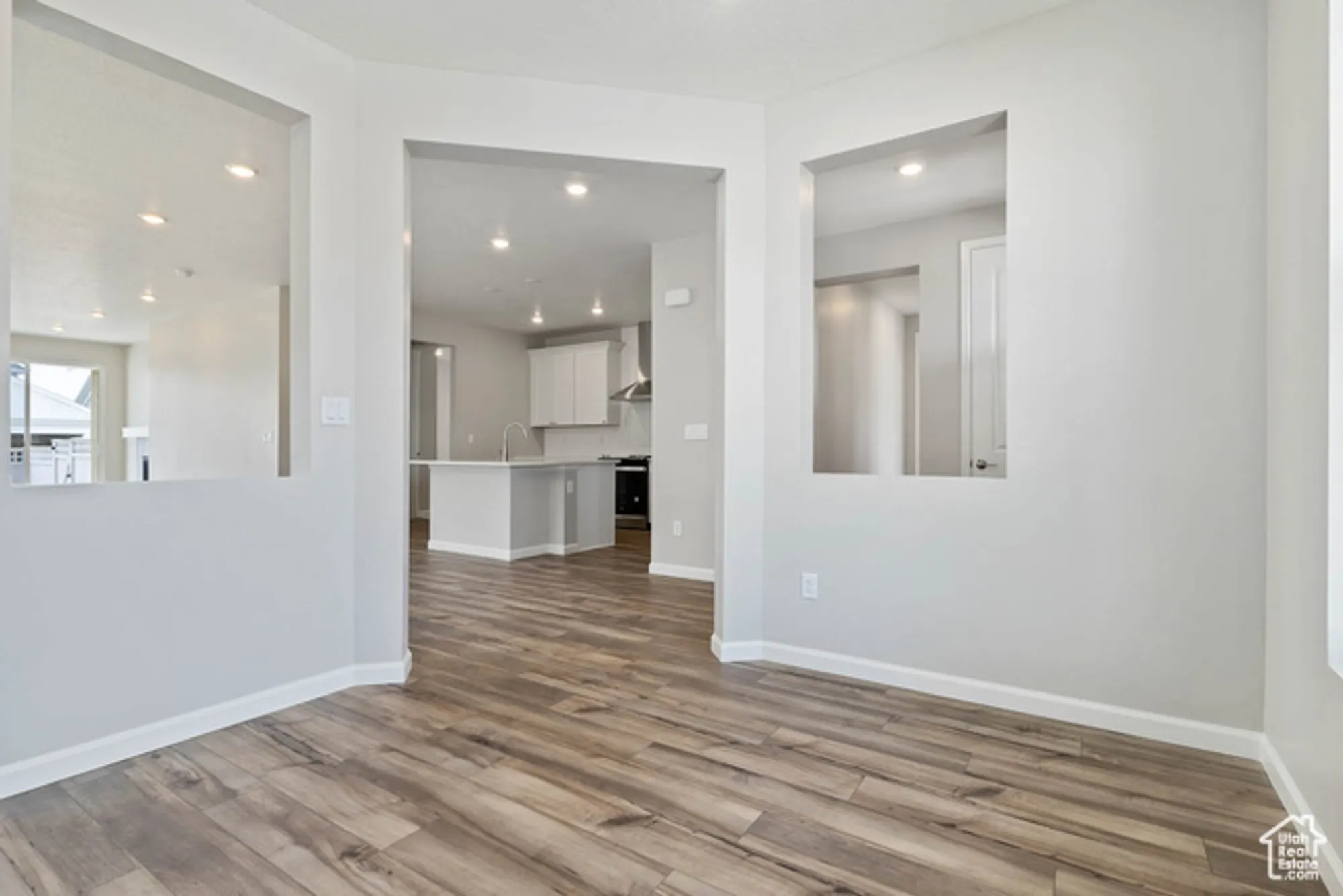 Property Slideshow image 24 of 27 | 11709 s willow walk dr 595, South Jordan, UT, 84009