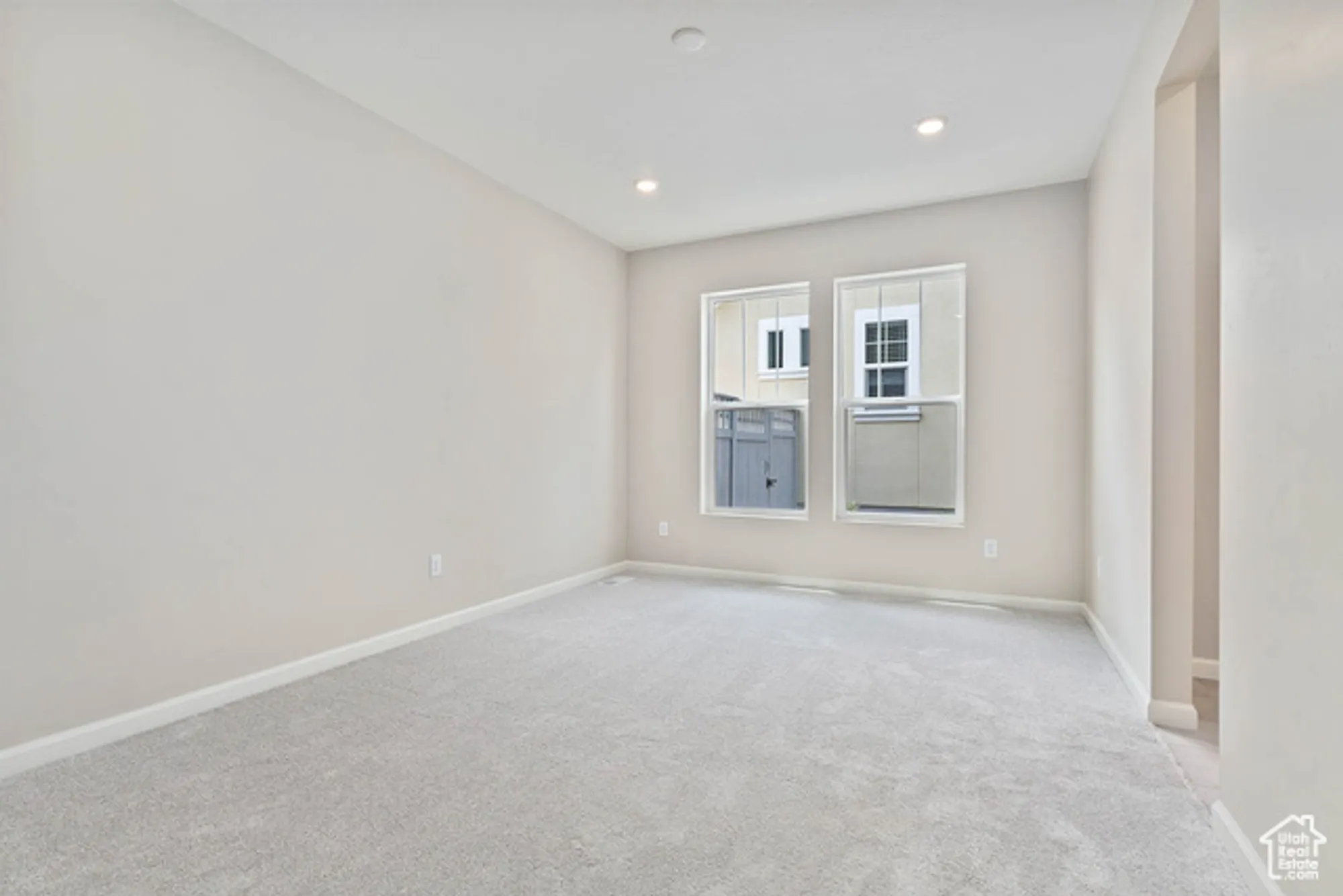 Property Slideshow image 11 of 27 | 11709 s willow walk dr 595, South Jordan, UT, 84009