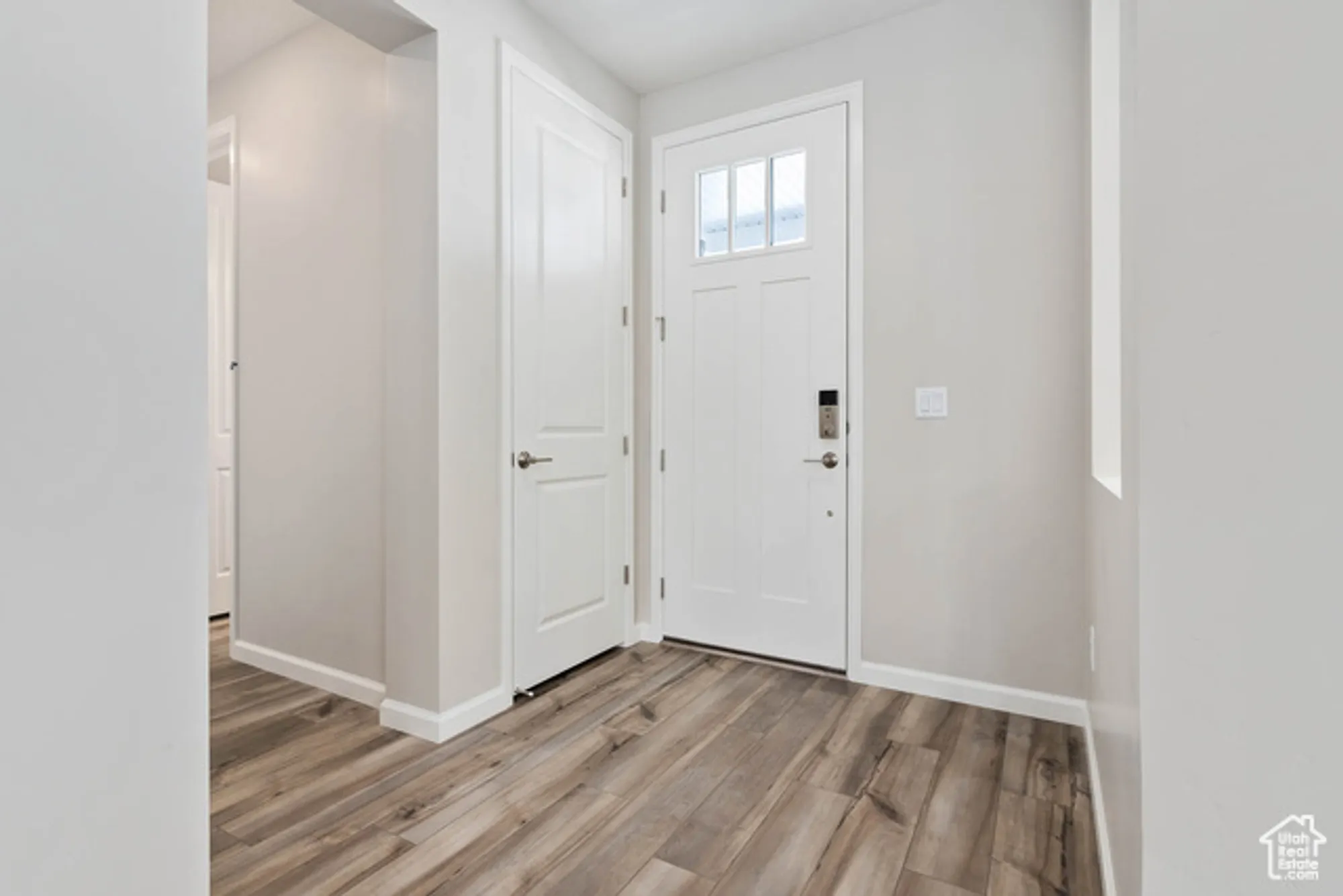 Property Slideshow image 21 of 27 | 11709 s willow walk dr 595, South Jordan, UT, 84009