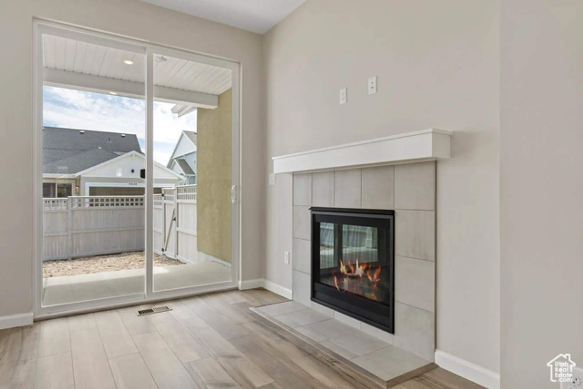 Property Slideshow image 17 of 27 | 11709 s willow walk dr 595, South Jordan, UT, 84009