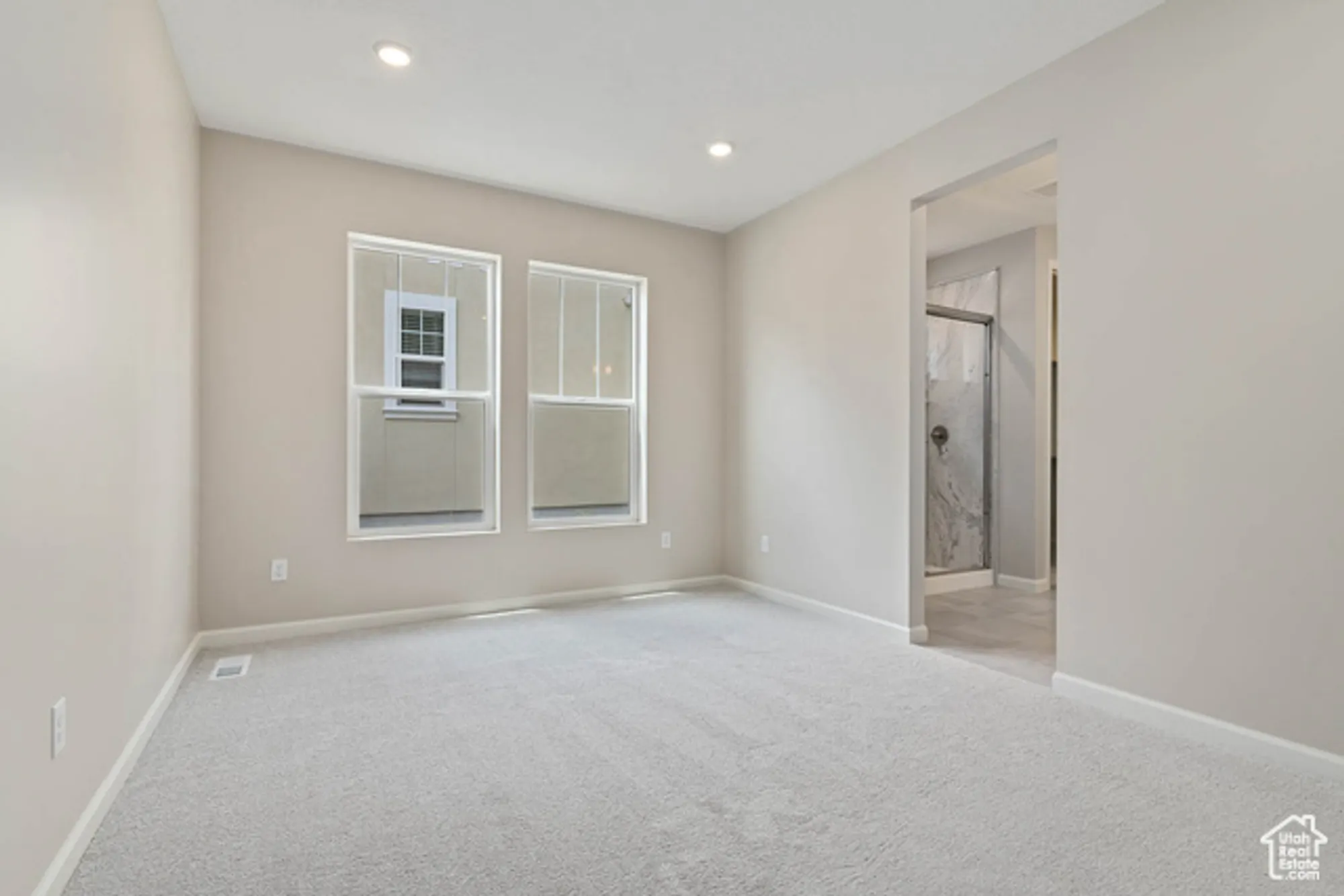 Property Slideshow image 12 of 27 | 11709 s willow walk dr 595, South Jordan, UT, 84009