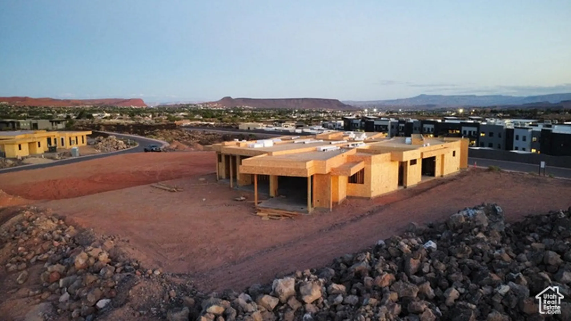 Property Slideshow image 24 of 44 | 2874 w indian peaks cir, St. George, UT, 84770