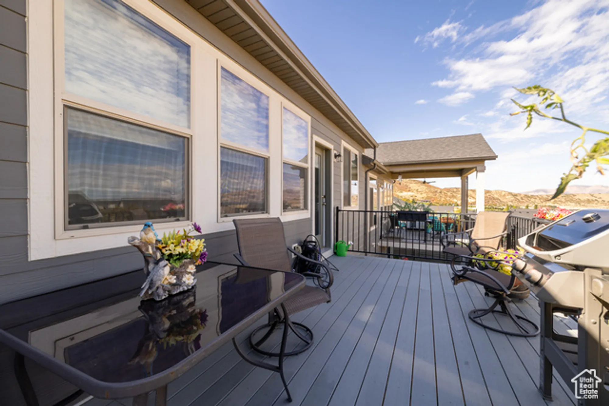 Property Slideshow image 10 of 21 | 94 w hillside dr, Elk Ridge, UT, 84651