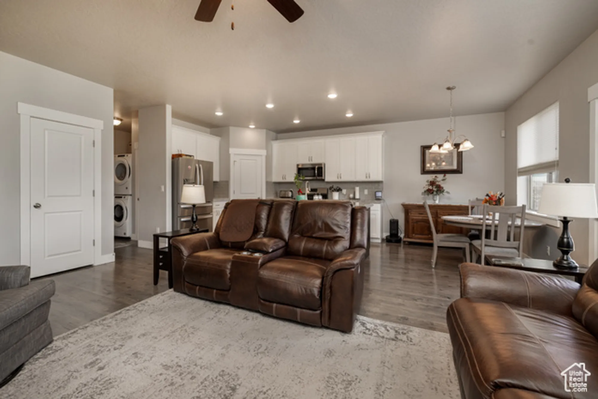 Property Slideshow image 6 of 21 | 94 w hillside dr, Elk Ridge, UT, 84651