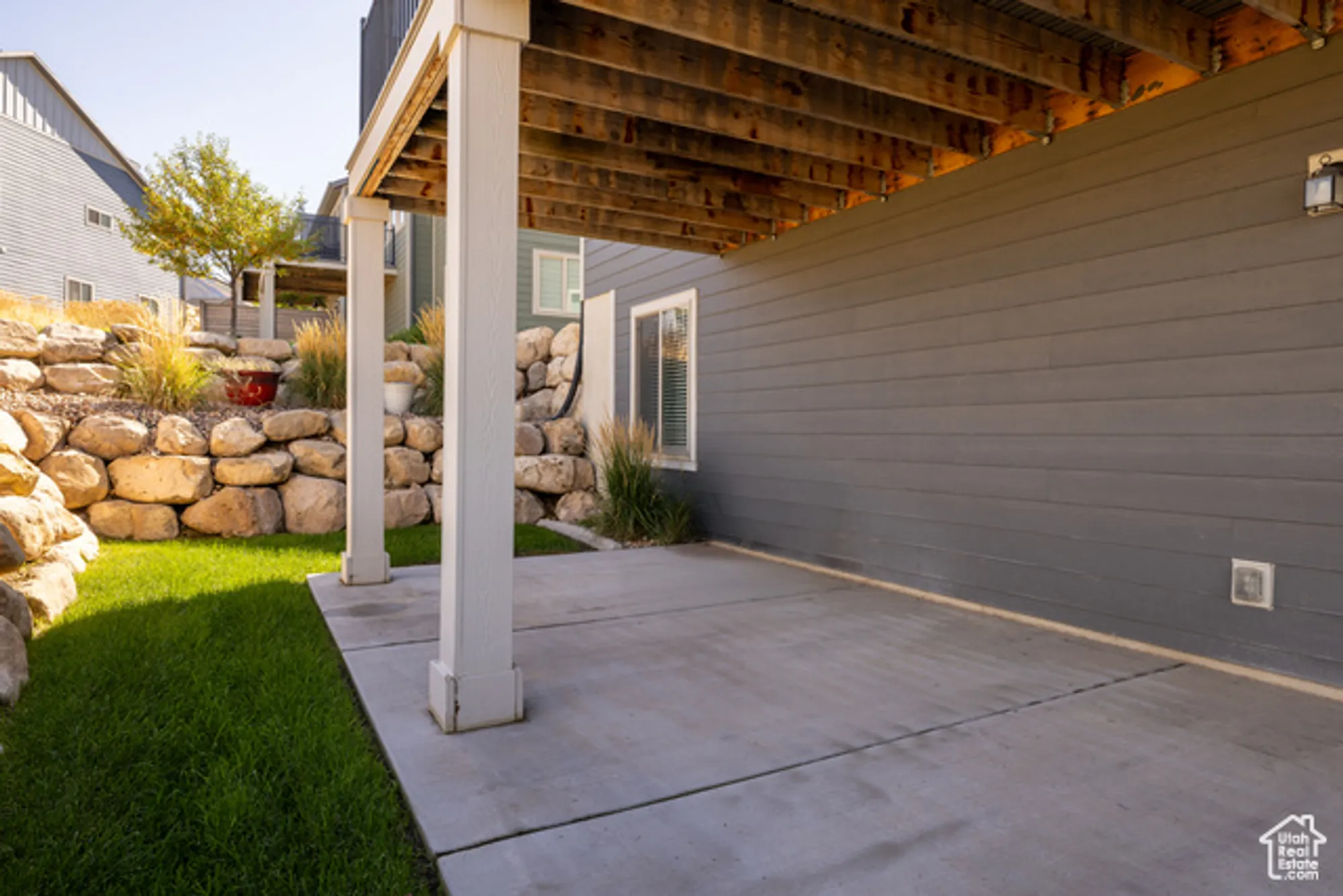 Property Slideshow image 20 of 21 | 94 w hillside dr, Elk Ridge, UT, 84651