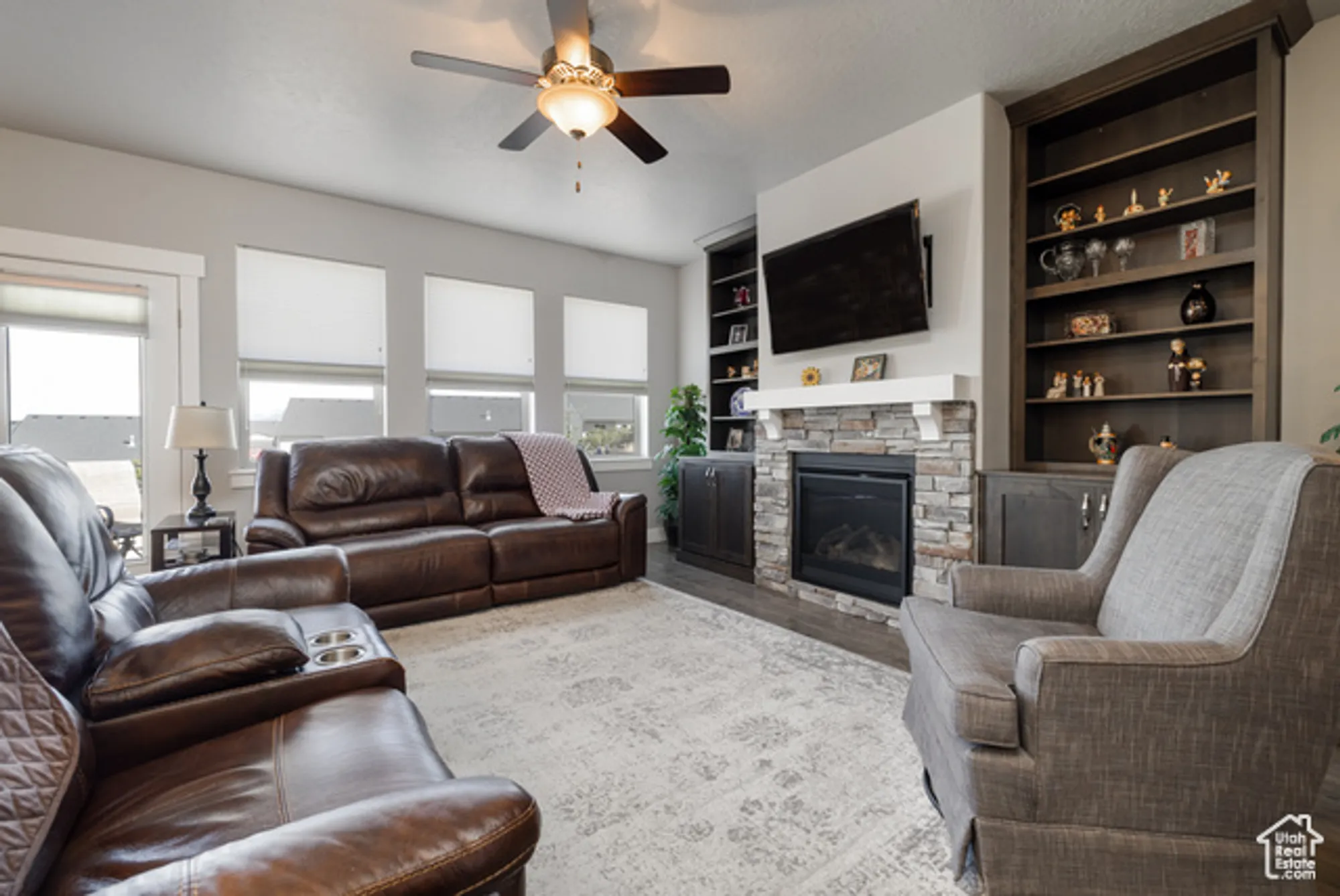 Property Slideshow image 5 of 21 | 94 w hillside dr, Elk Ridge, UT, 84651