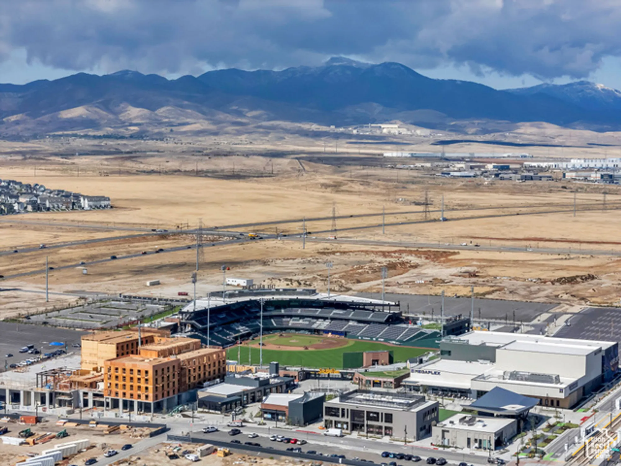 Property Slideshow image 24 of 33 | 5192 w black twig dr # d306, South Jordan, UT, 84009