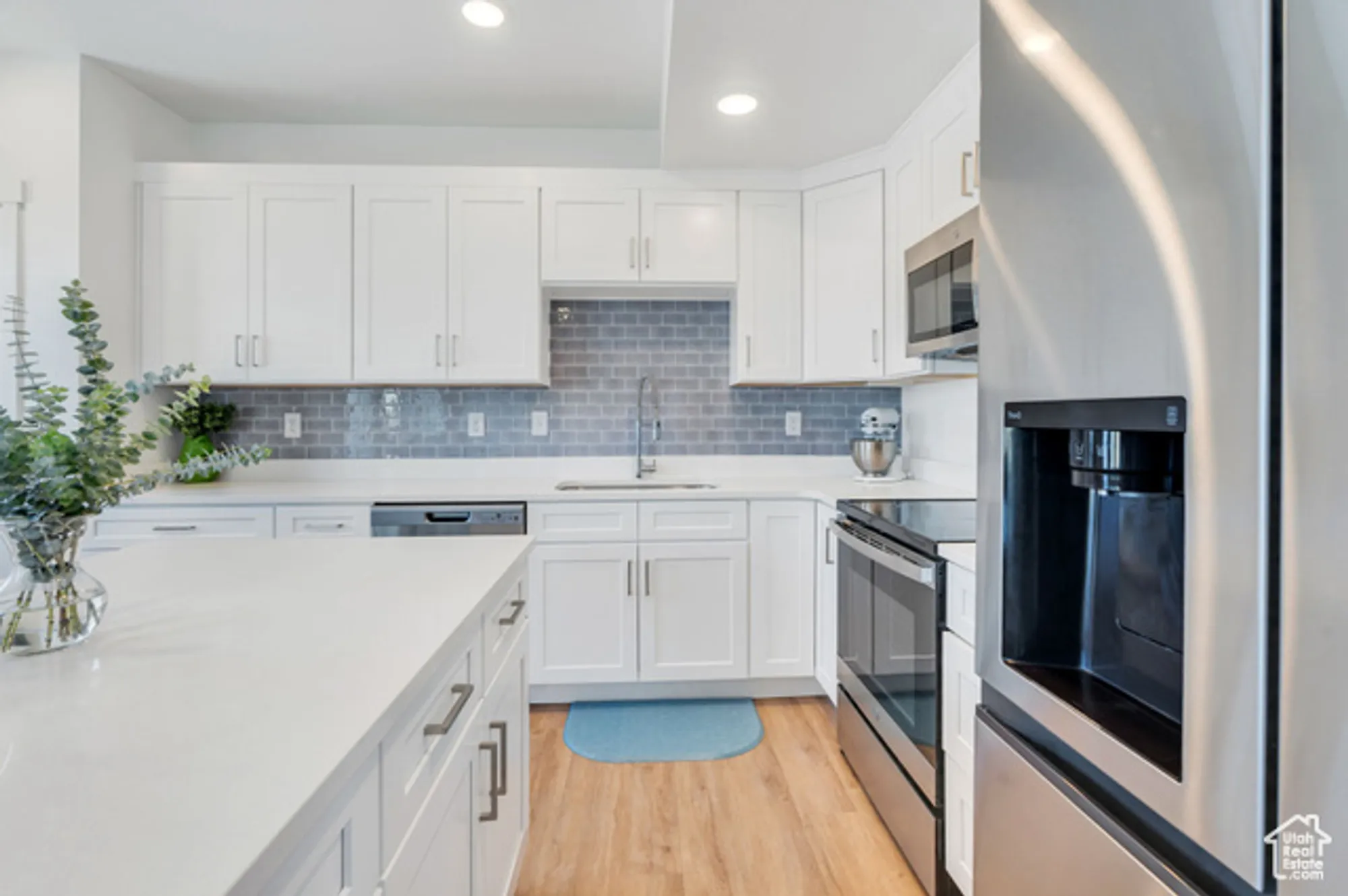 Property Slideshow image 6 of 33 | 5192 w black twig dr # d306, South Jordan, UT, 84009