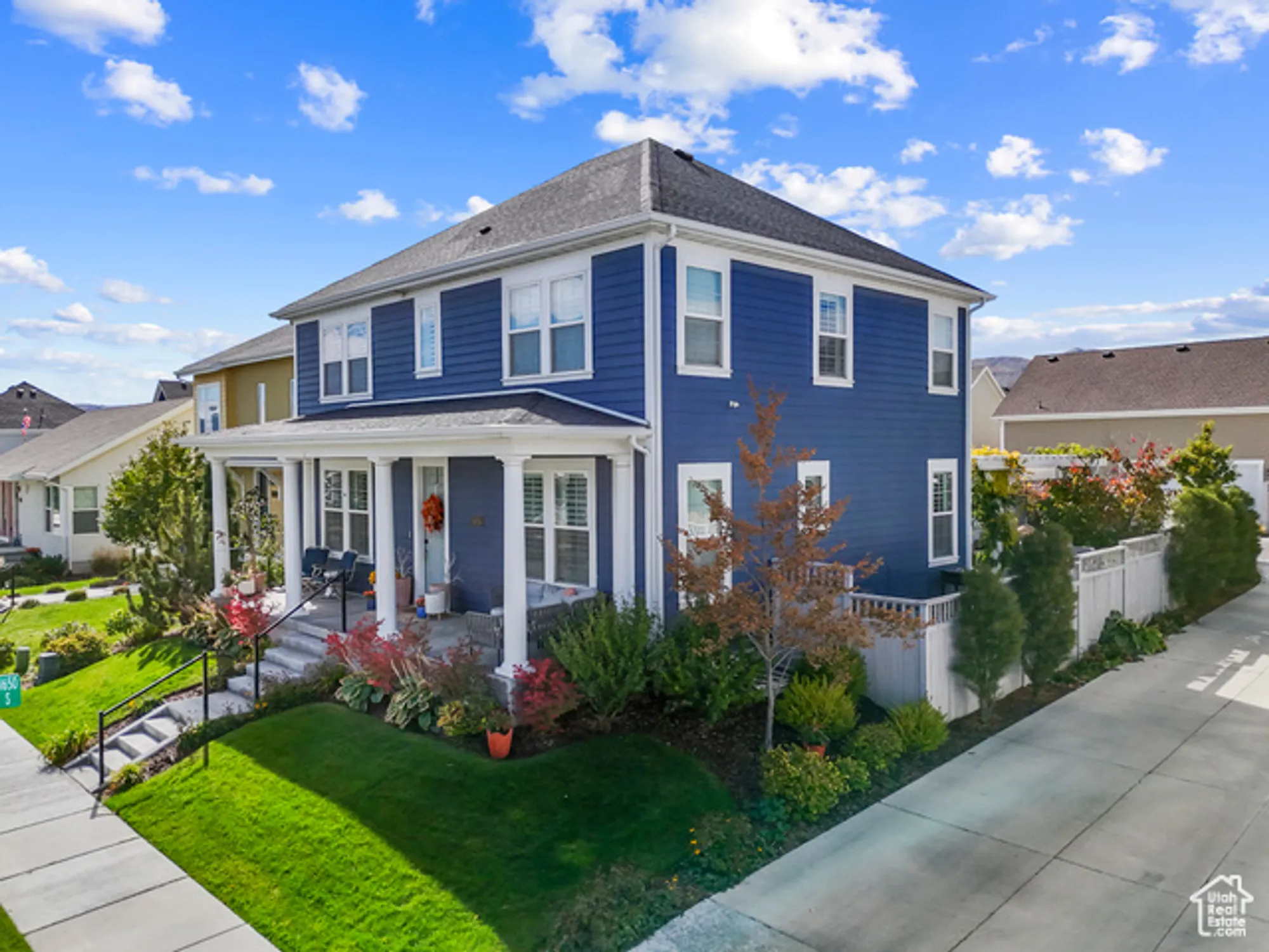 Property Slideshow image 3 of 65 | 11656 s moring point way # 572, South Jordan, UT, 84009