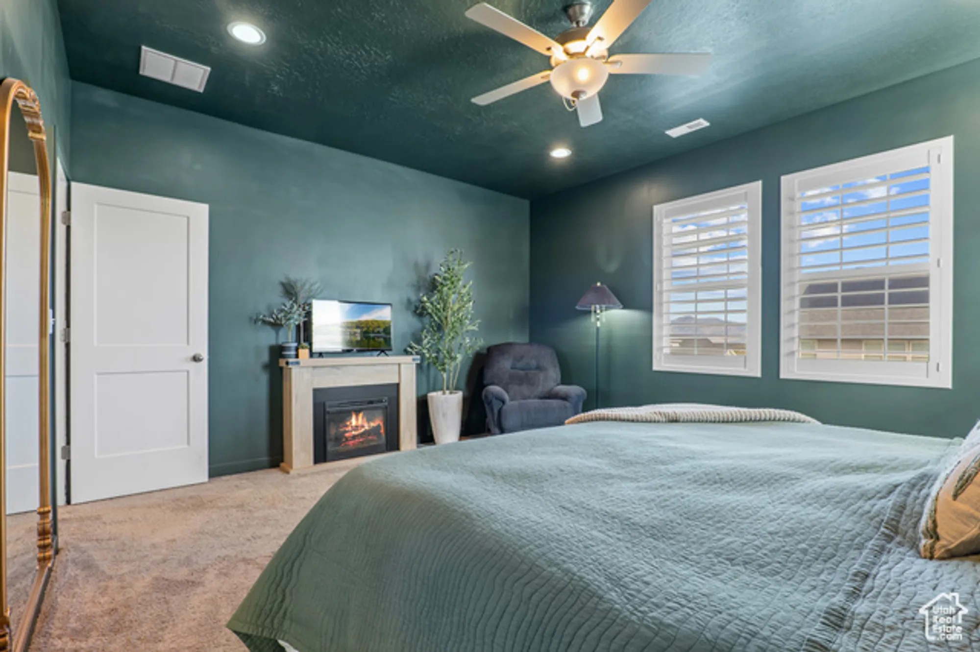 Property Slideshow image 44 of 65 | 11656 s moring point way # 572, South Jordan, UT, 84009