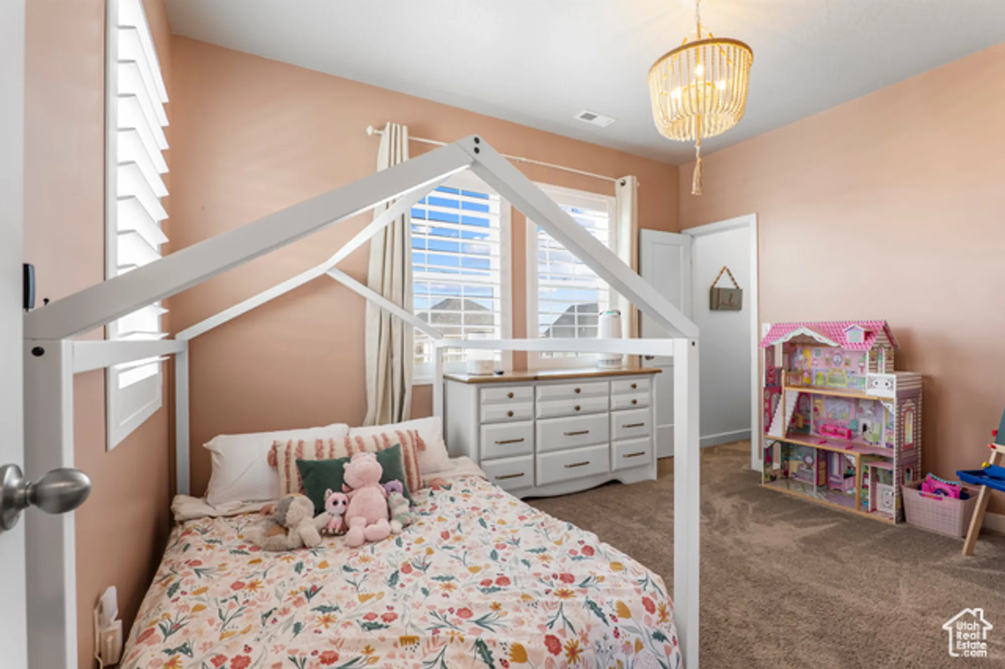 Property Slideshow image 32 of 65 | 11656 s moring point way # 572, South Jordan, UT, 84009