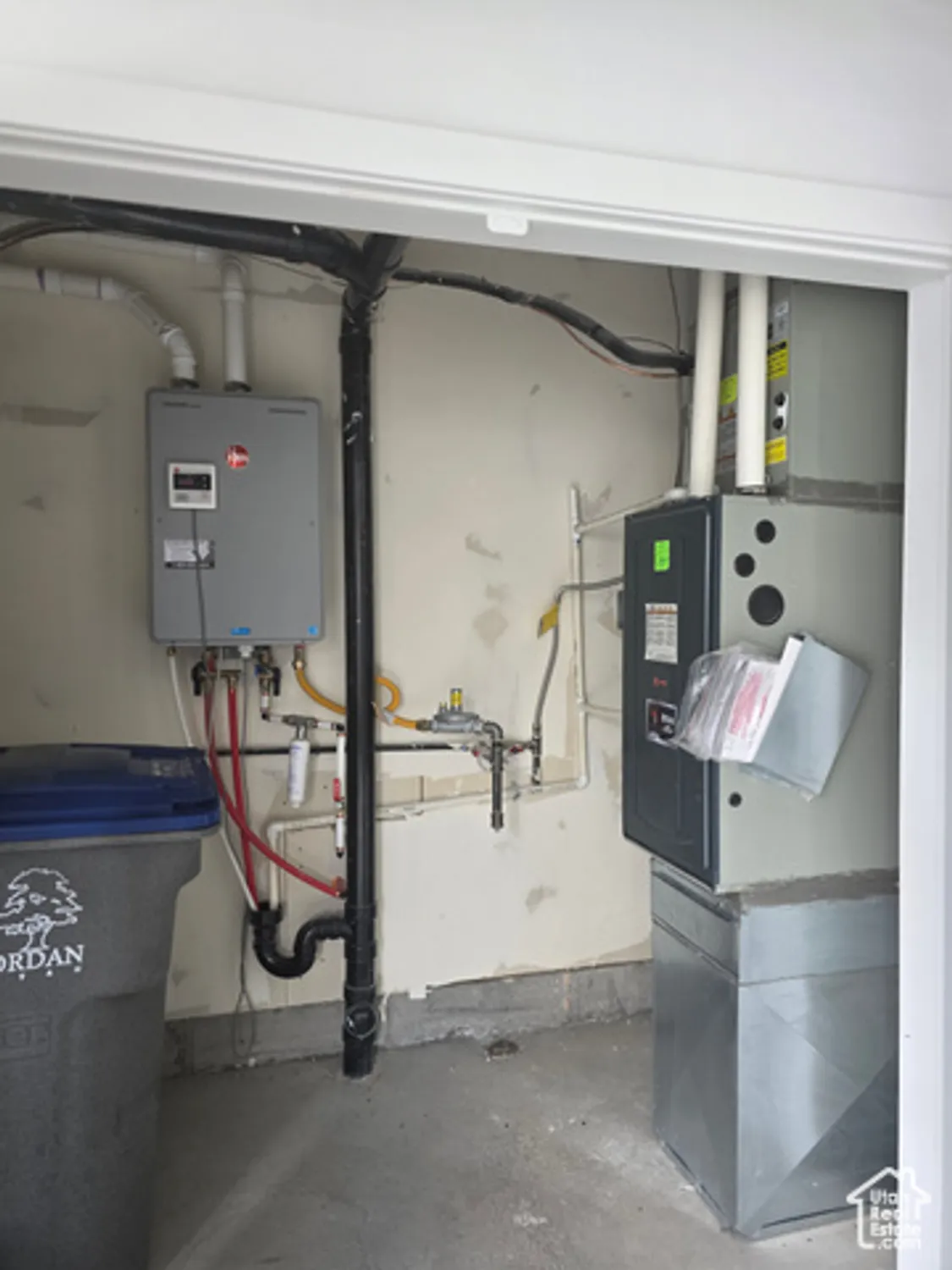 Property Slideshow image 37 of 38 | 6158 w south jordan pkwy, South Jordan, UT, 84009