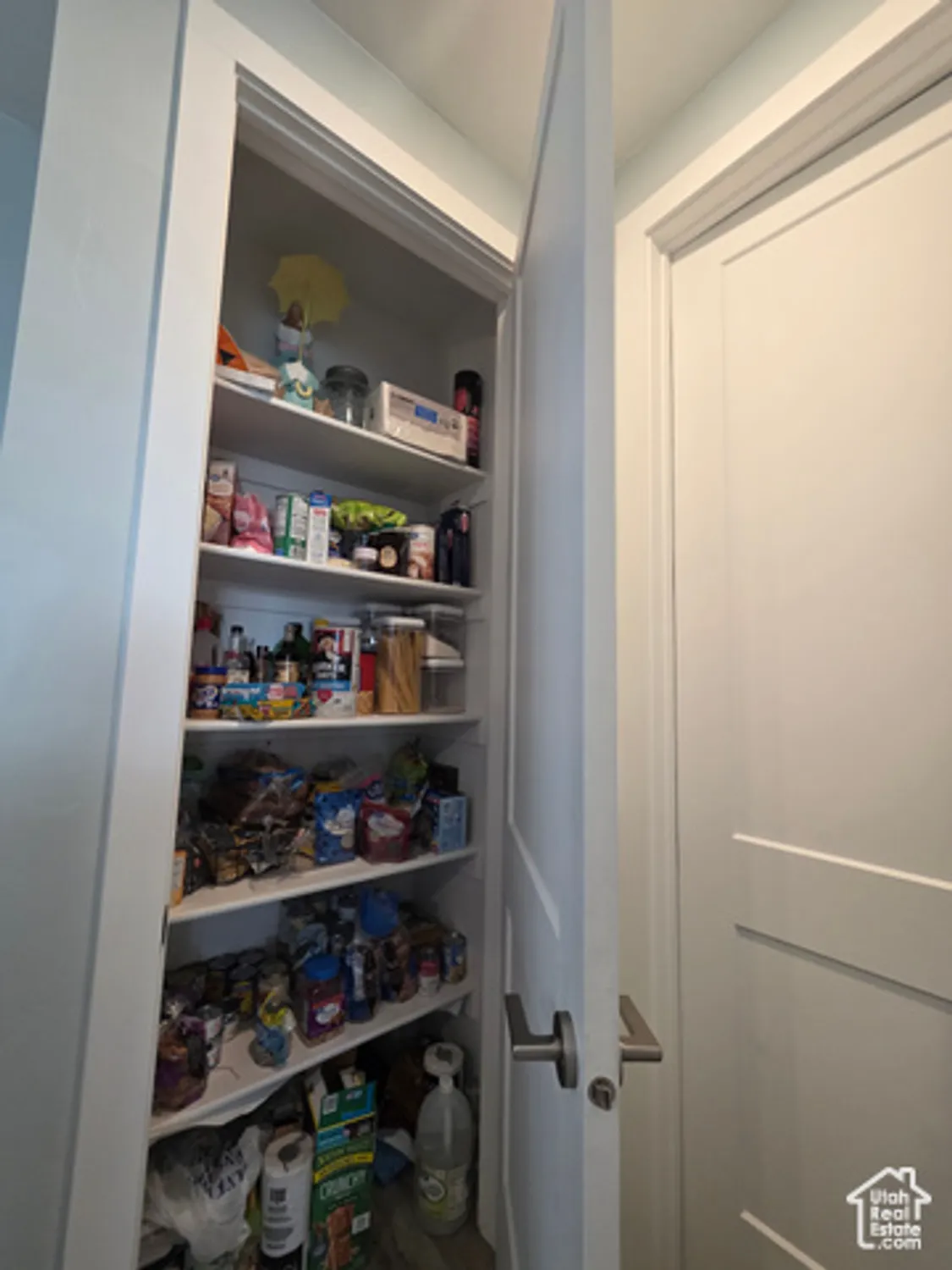 Property Slideshow image 8 of 38 | 6158 w south jordan pkwy, South Jordan, UT, 84009