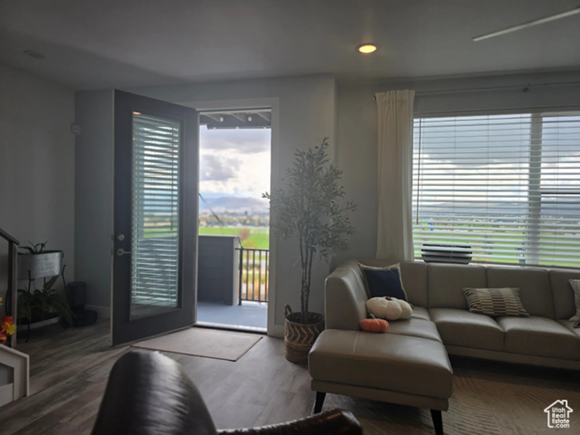 Property Slideshow image 21 of 38 | 6158 w south jordan pkwy, South Jordan, UT, 84009