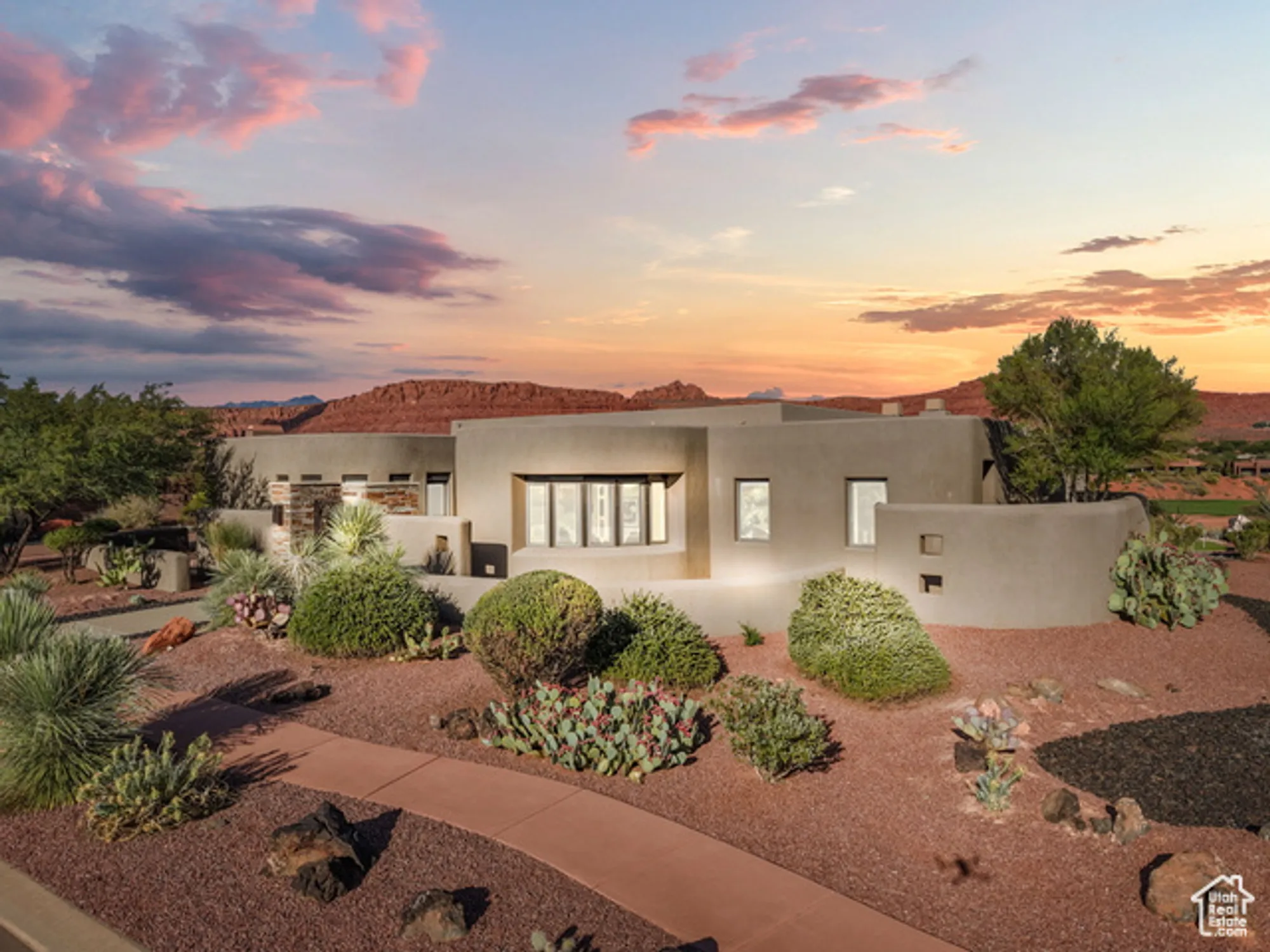Property Slideshow image 4 of 91 | 2228 chaco trl, St George, UT, 84770
