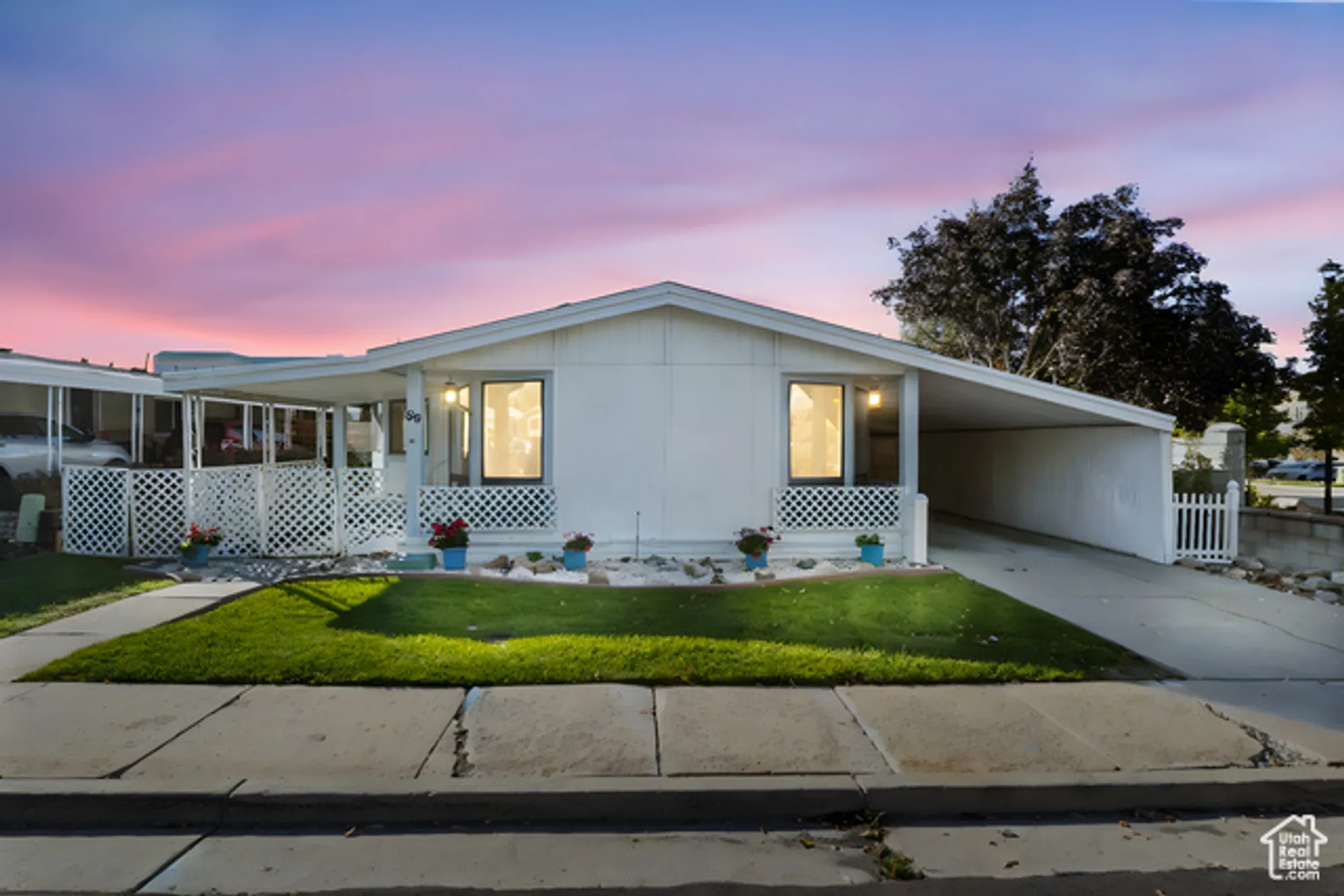 Property Slideshow image 2 of 40 | 89 w evening star way, Sandy, UT, 84070