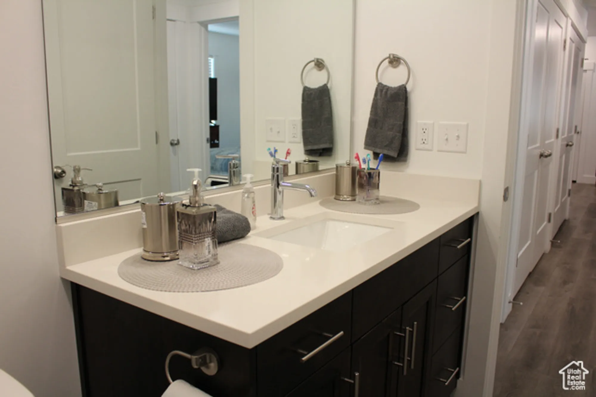 Property Slideshow image 11 of 19 | 805 n 980 w, Tremonton, UT, 84337