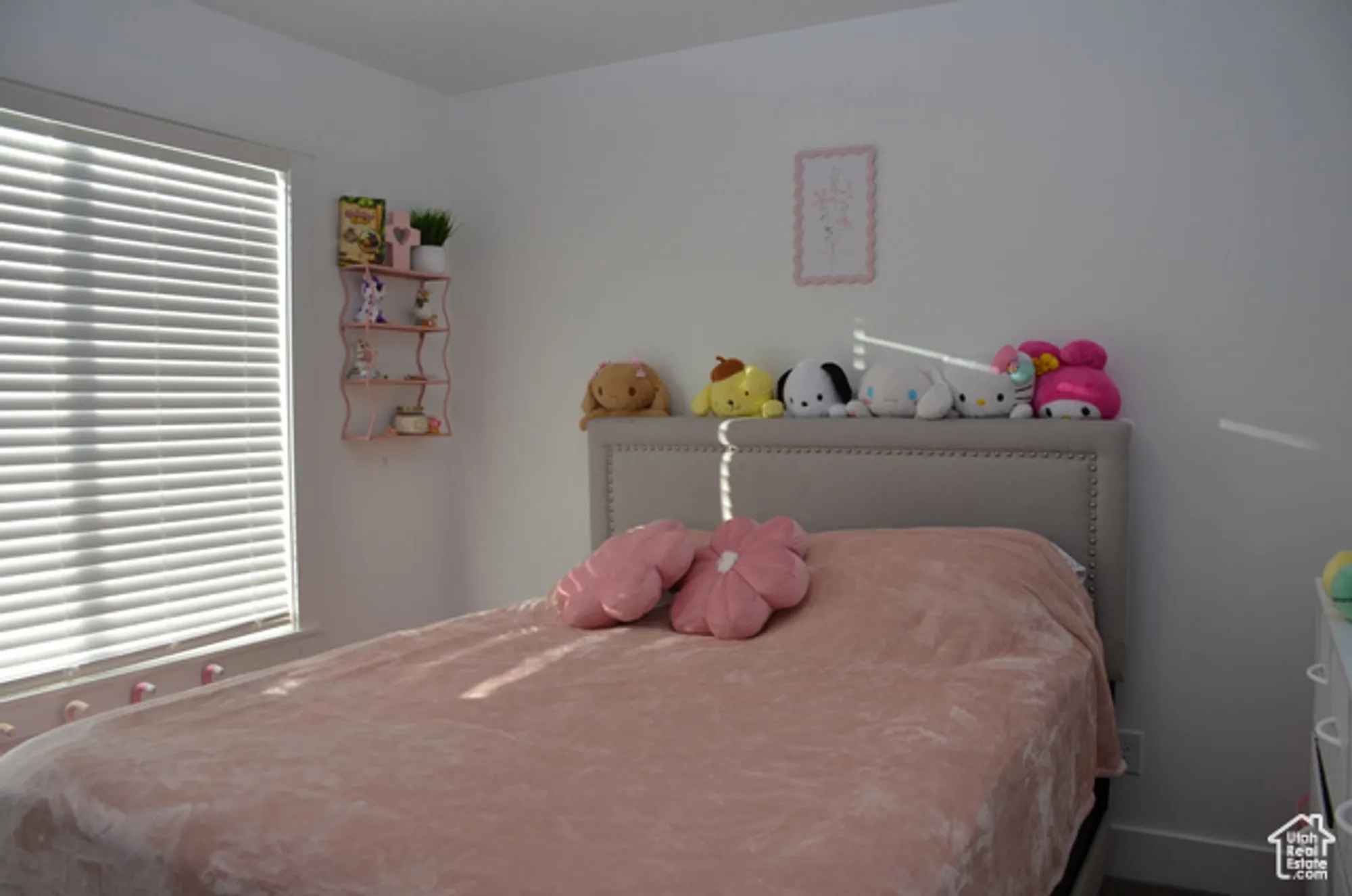 Property Slideshow image 14 of 19 | 805 n 980 w, Tremonton, UT, 84337