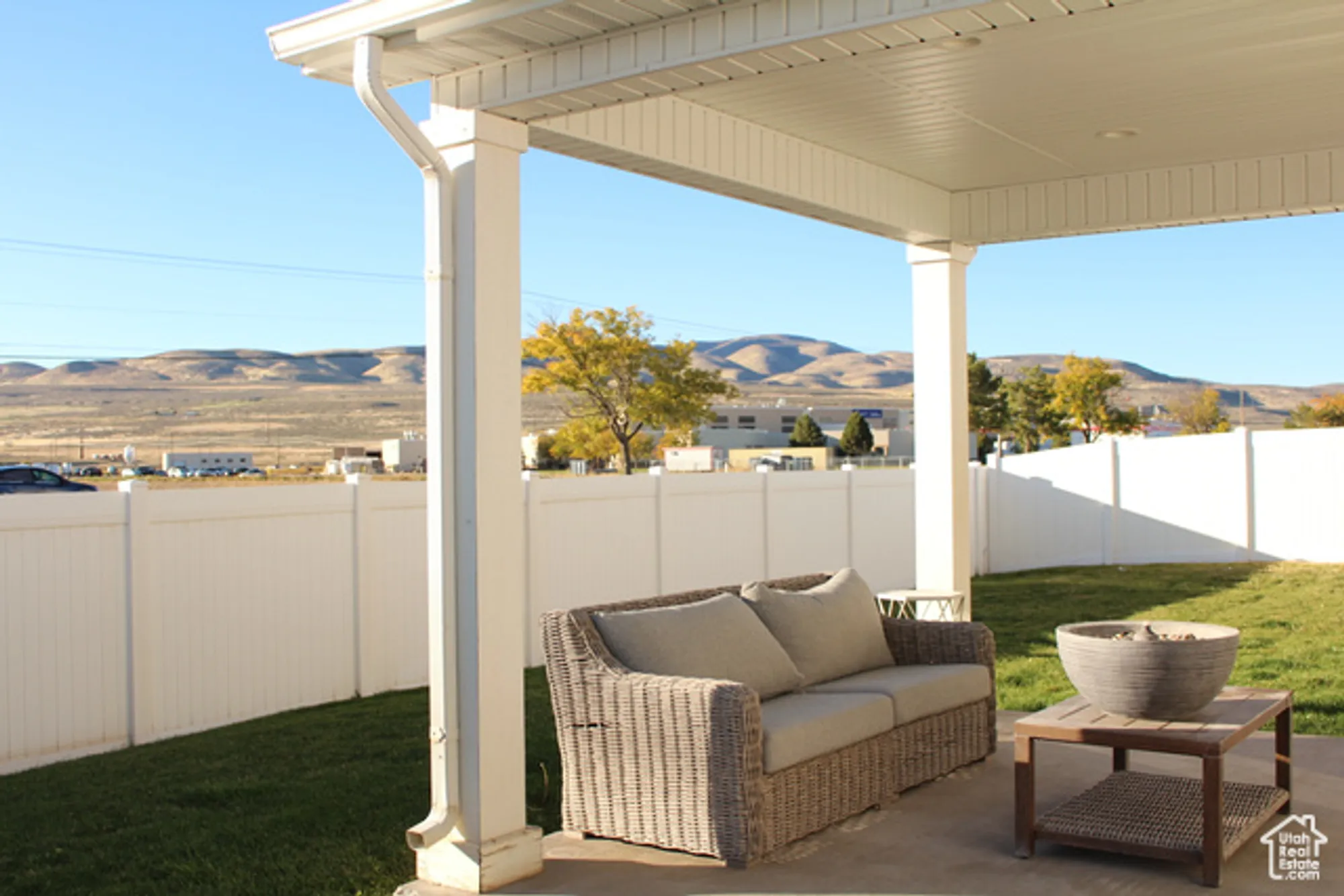 Property Slideshow image 17 of 19 | 805 n 980 w, Tremonton, UT, 84337
