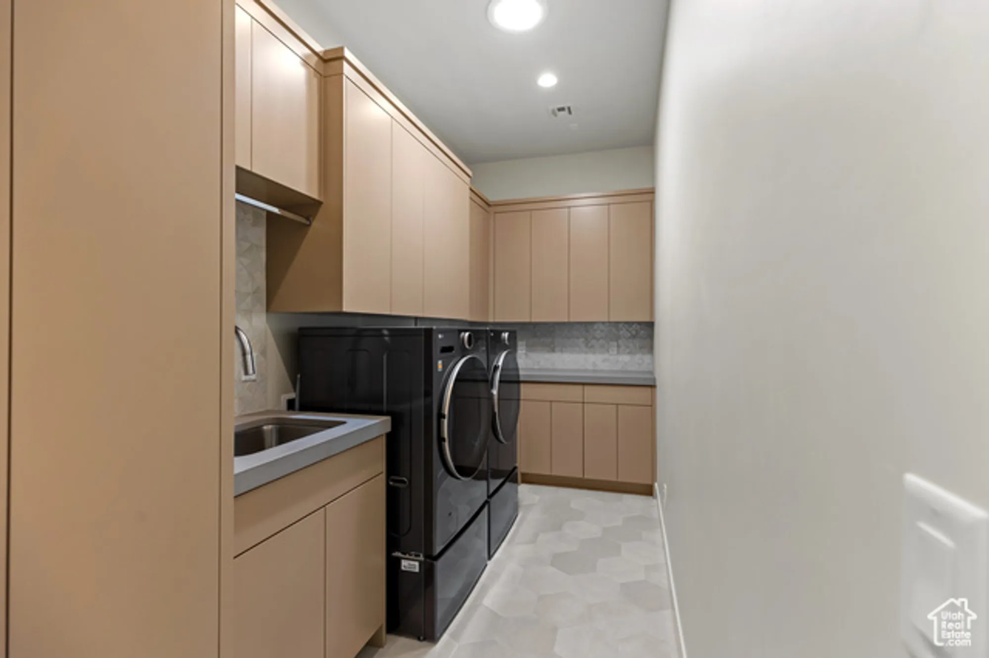 Property Slideshow image 15 of 20 | 2498 n la casa cir, St. George, UT, 84770