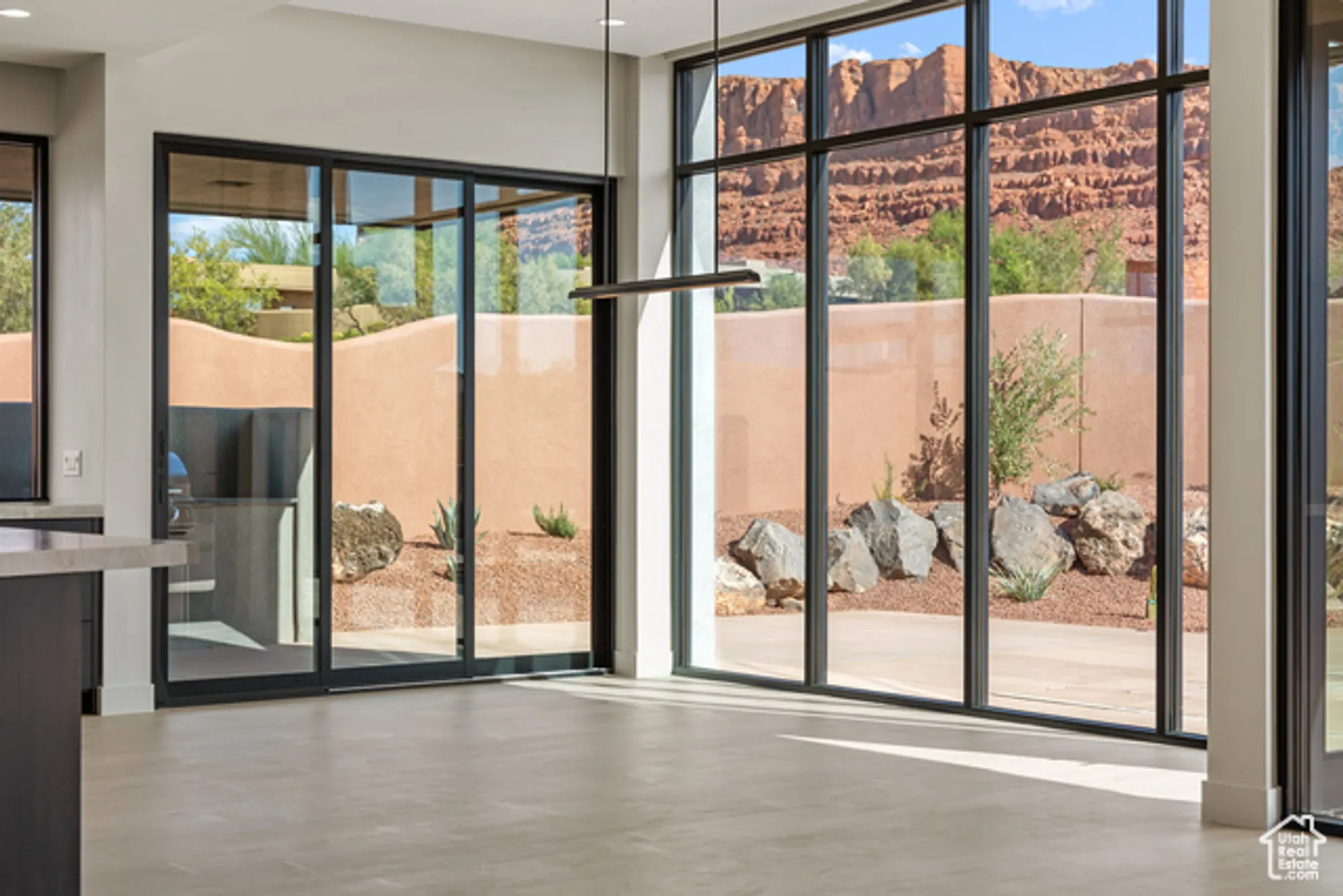 Property Slideshow image 10 of 20 | 2498 n la casa cir, St. George, UT, 84770