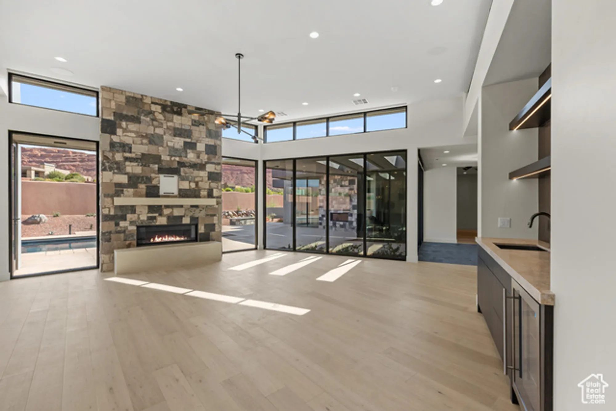 Property Slideshow image 13 of 20 | 2498 n la casa cir, St. George, UT, 84770