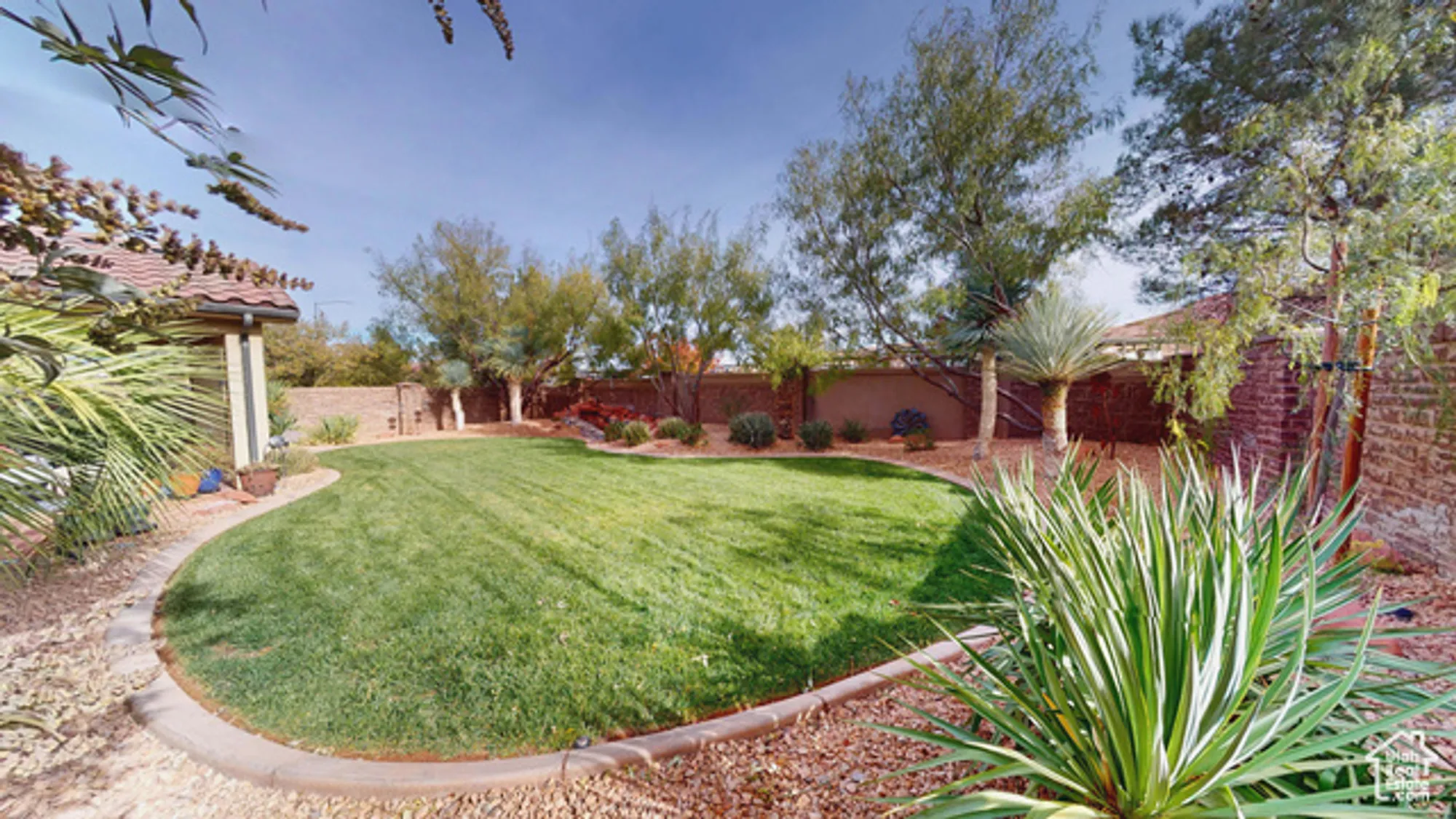 Property Slideshow image 24 of 32 | 4005 s carisa dr, St George, UT, 84790