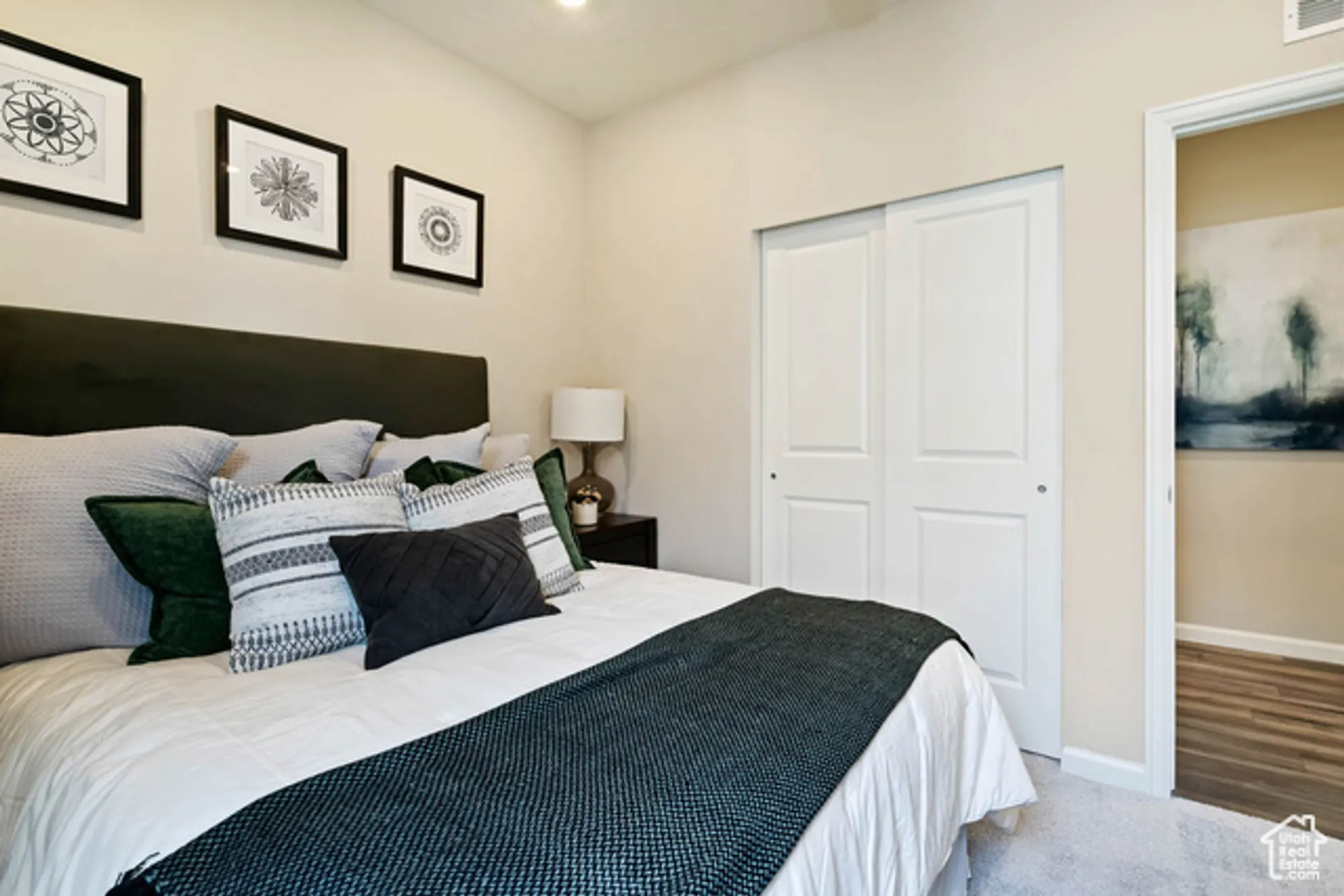 Property Slideshow image 12 of 18 | 11654 s gannet way # 555, South Jordan, UT, 84009