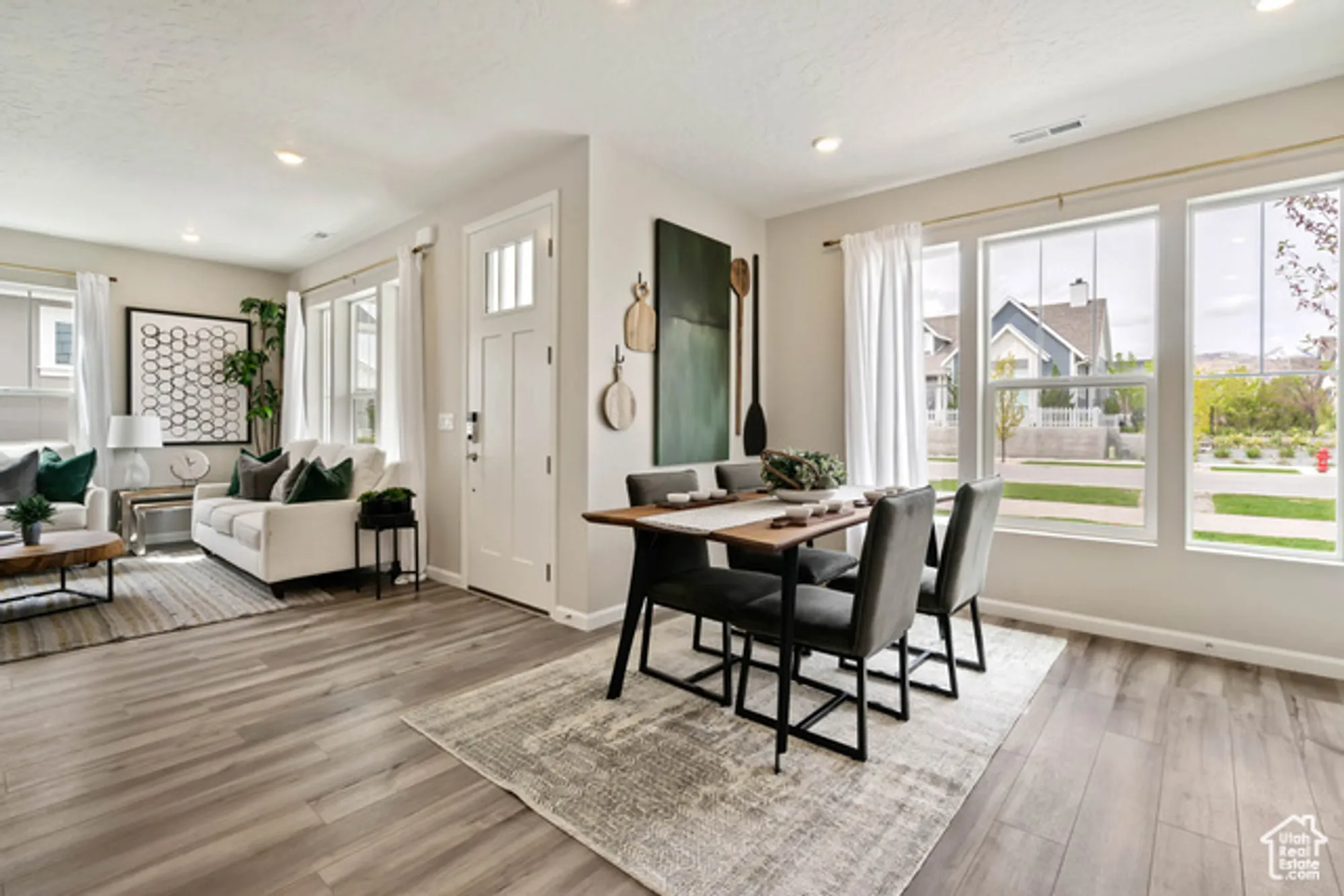 Property Slideshow image 8 of 18 | 11654 s gannet way # 555, South Jordan, UT, 84009