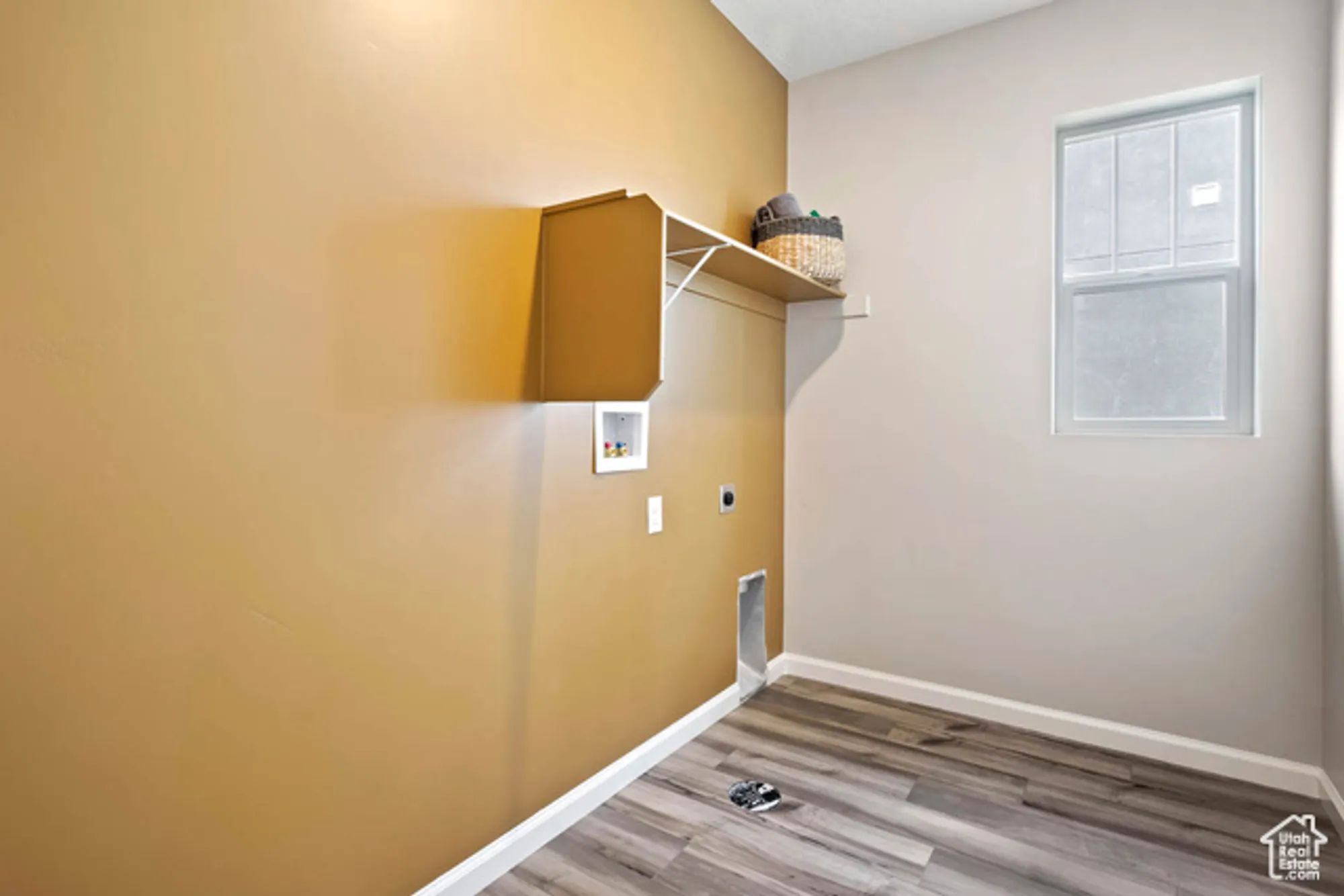 Property Slideshow image 13 of 18 | 11654 s gannet way # 555, South Jordan, UT, 84009
