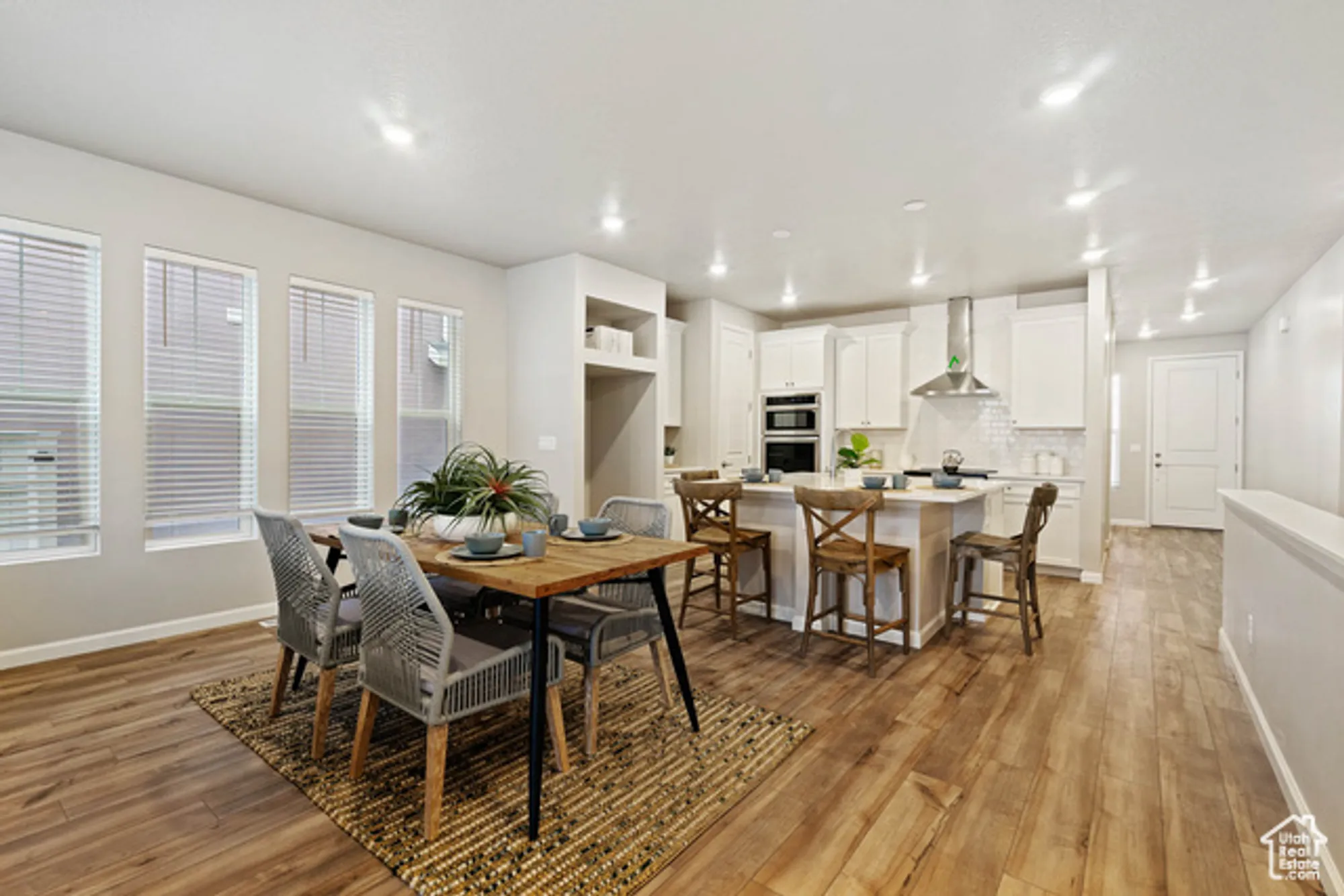 Property Slideshow image 6 of 32 | 11662 s gannet way # 580, South Jordan, UT, 84009