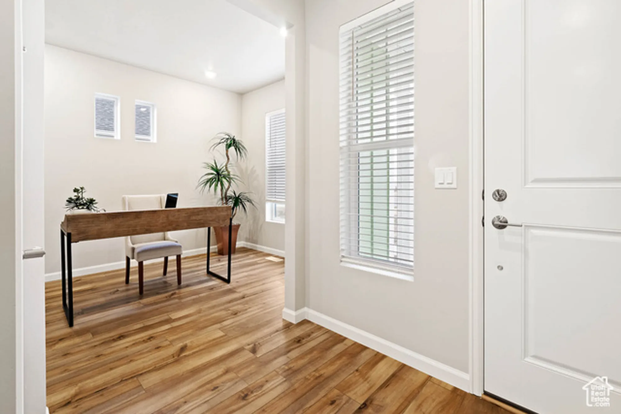 Property Slideshow image 14 of 32 | 11662 s gannet way # 580, South Jordan, UT, 84009