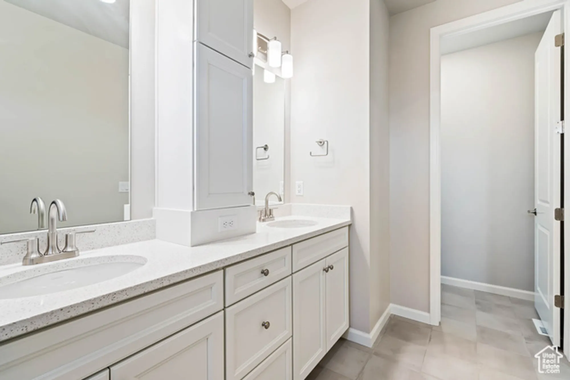 Property Slideshow image 27 of 32 | 11662 s gannet way # 580, South Jordan, UT, 84009