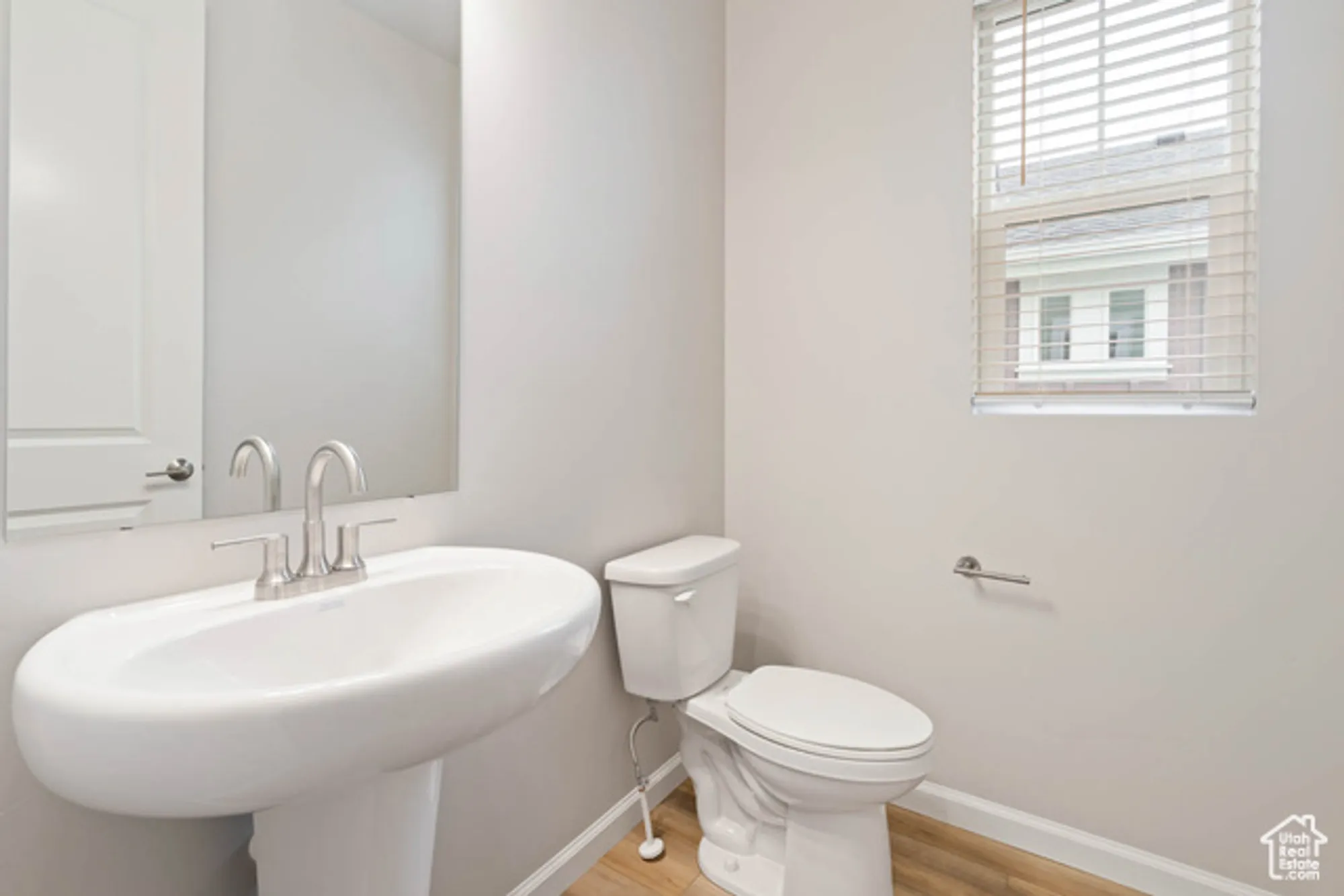 Property Slideshow image 23 of 32 | 11662 s gannet way # 580, South Jordan, UT, 84009