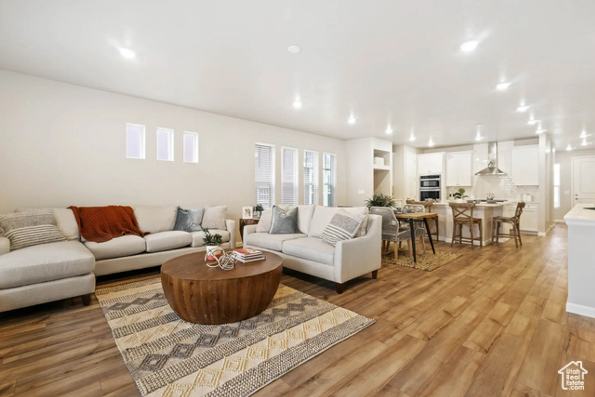 Property Slideshow image 4 of 32 | 11662 s gannet way # 580, South Jordan, UT, 84009