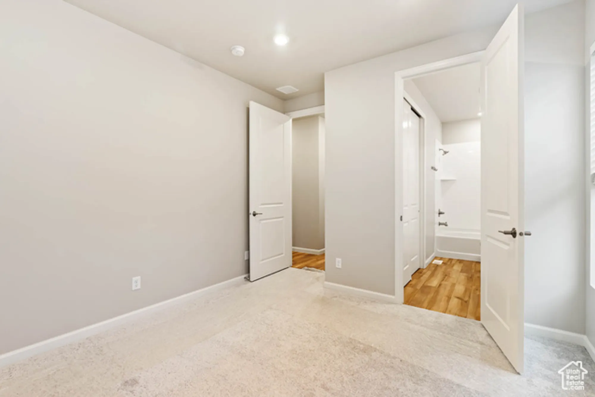 Property Slideshow image 19 of 32 | 11662 s gannet way # 580, South Jordan, UT, 84009