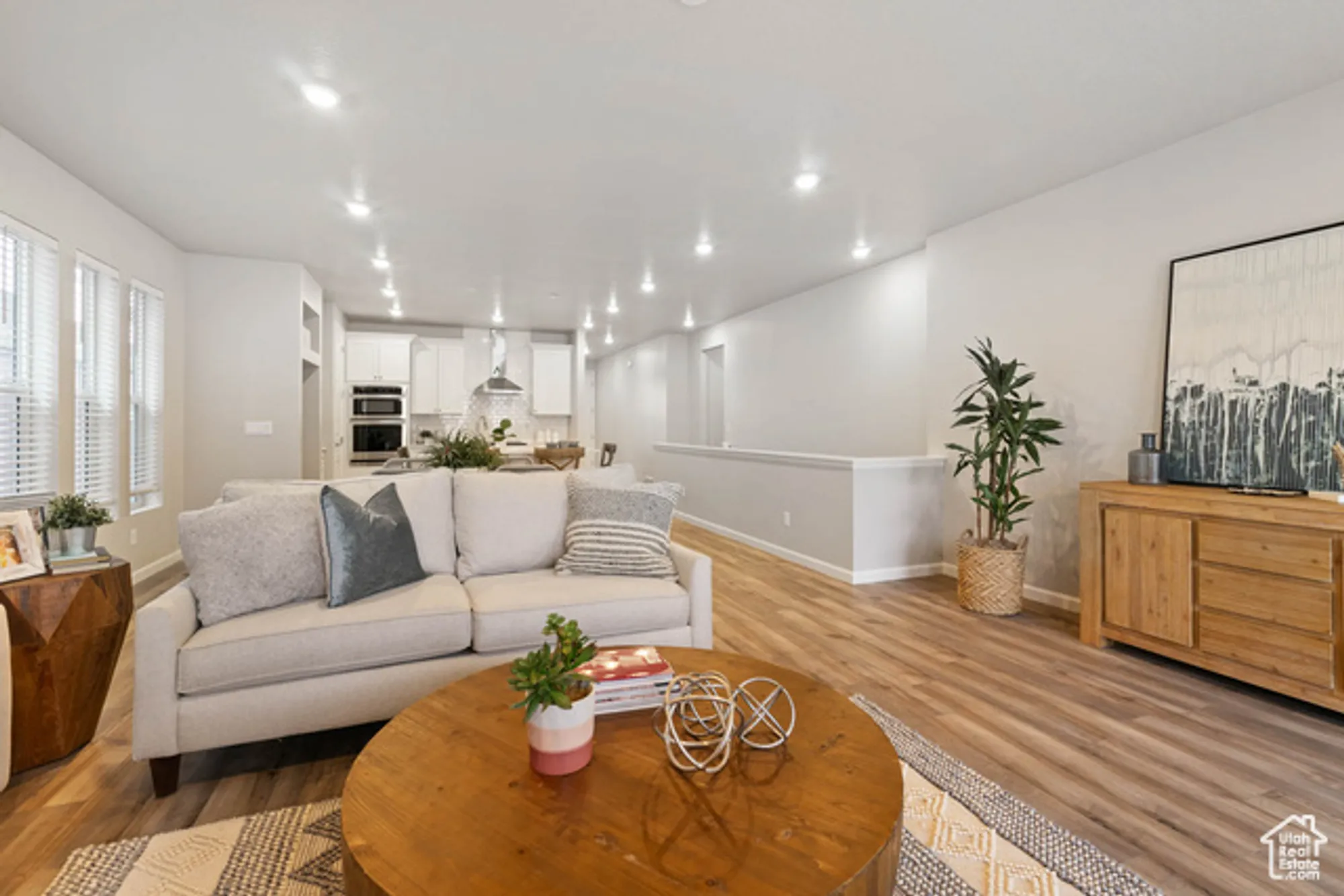 Property Slideshow image 5 of 32 | 11662 s gannet way # 580, South Jordan, UT, 84009