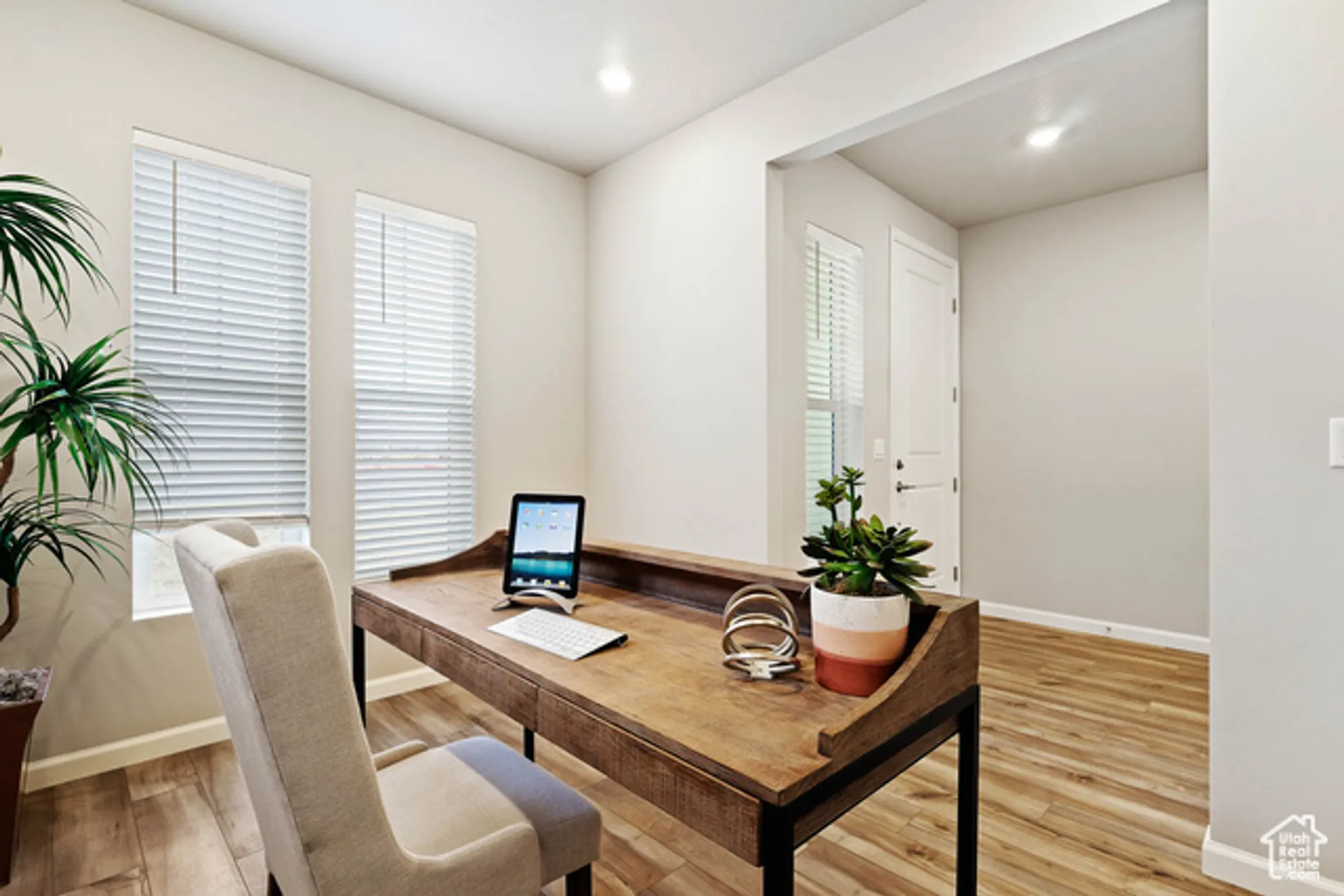 Property Slideshow image 15 of 32 | 11662 s gannet way # 580, South Jordan, UT, 84009