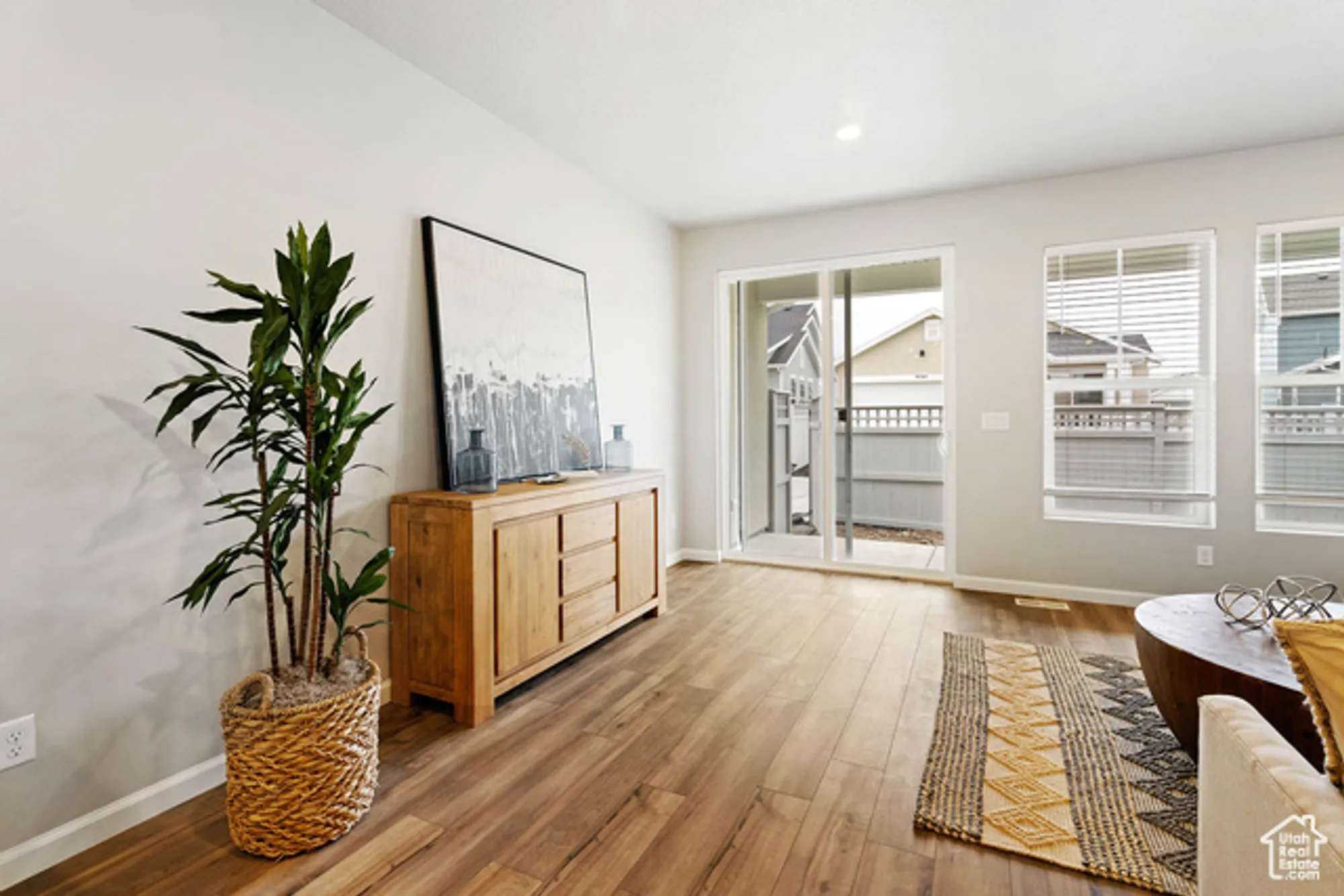 Property Slideshow image 12 of 32 | 11662 s gannet way # 580, South Jordan, UT, 84009