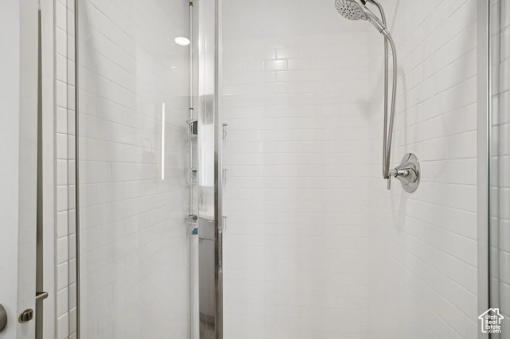 Property Slideshow image 12 of 31 | 6192 w south jordan pkwy, South Jordan, UT, 84009