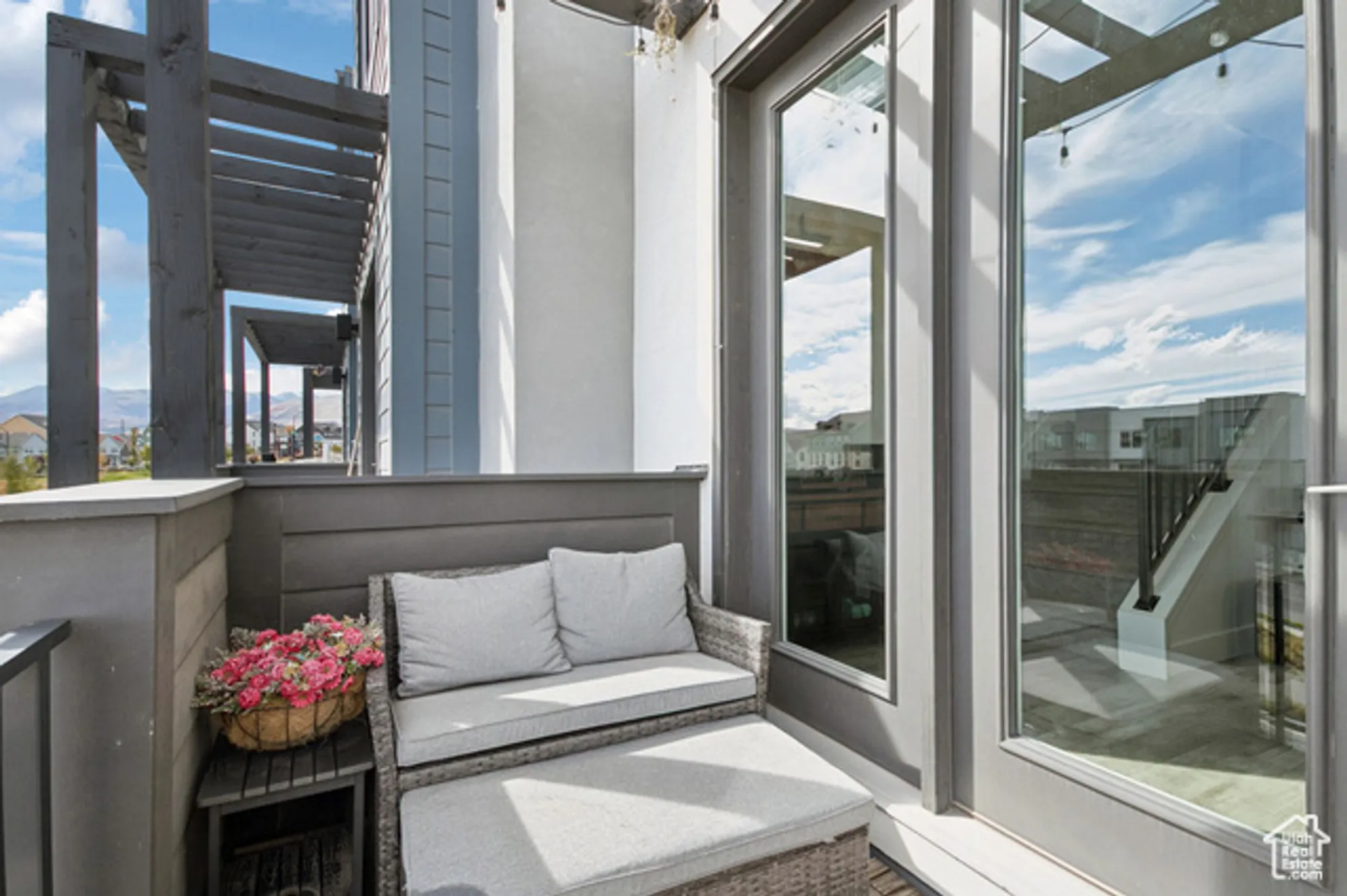 Property Slideshow image 23 of 31 | 6192 w south jordan pkwy, South Jordan, UT, 84009