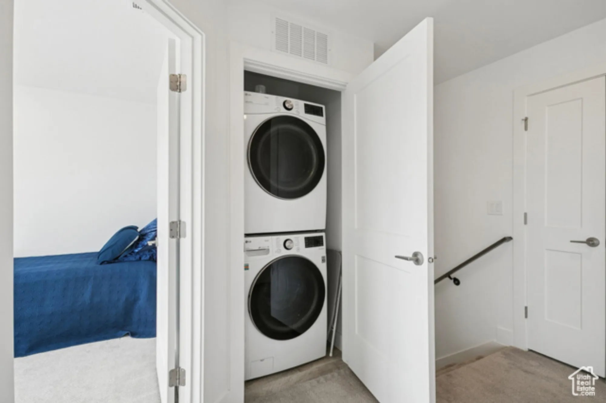 Property Slideshow image 18 of 31 | 6192 w south jordan pkwy, South Jordan, UT, 84009